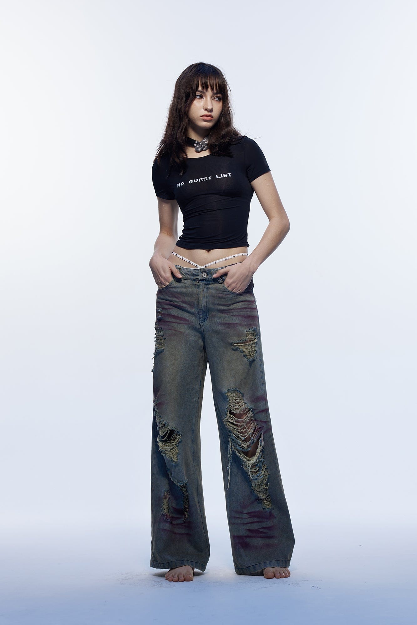 EMOHA Dirty Wash Distressed Spray Jeans