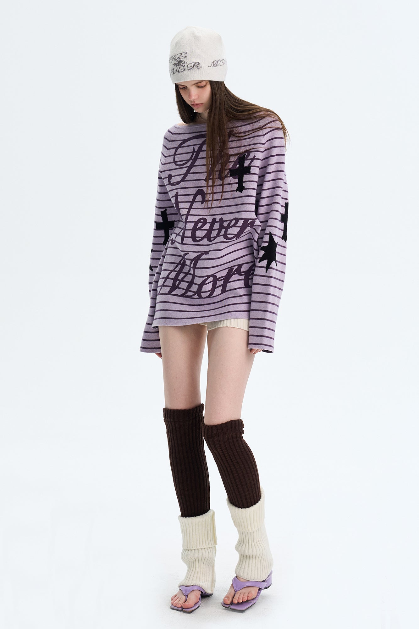 THE NEVERMORE Essential LOGO Graphic Beanie