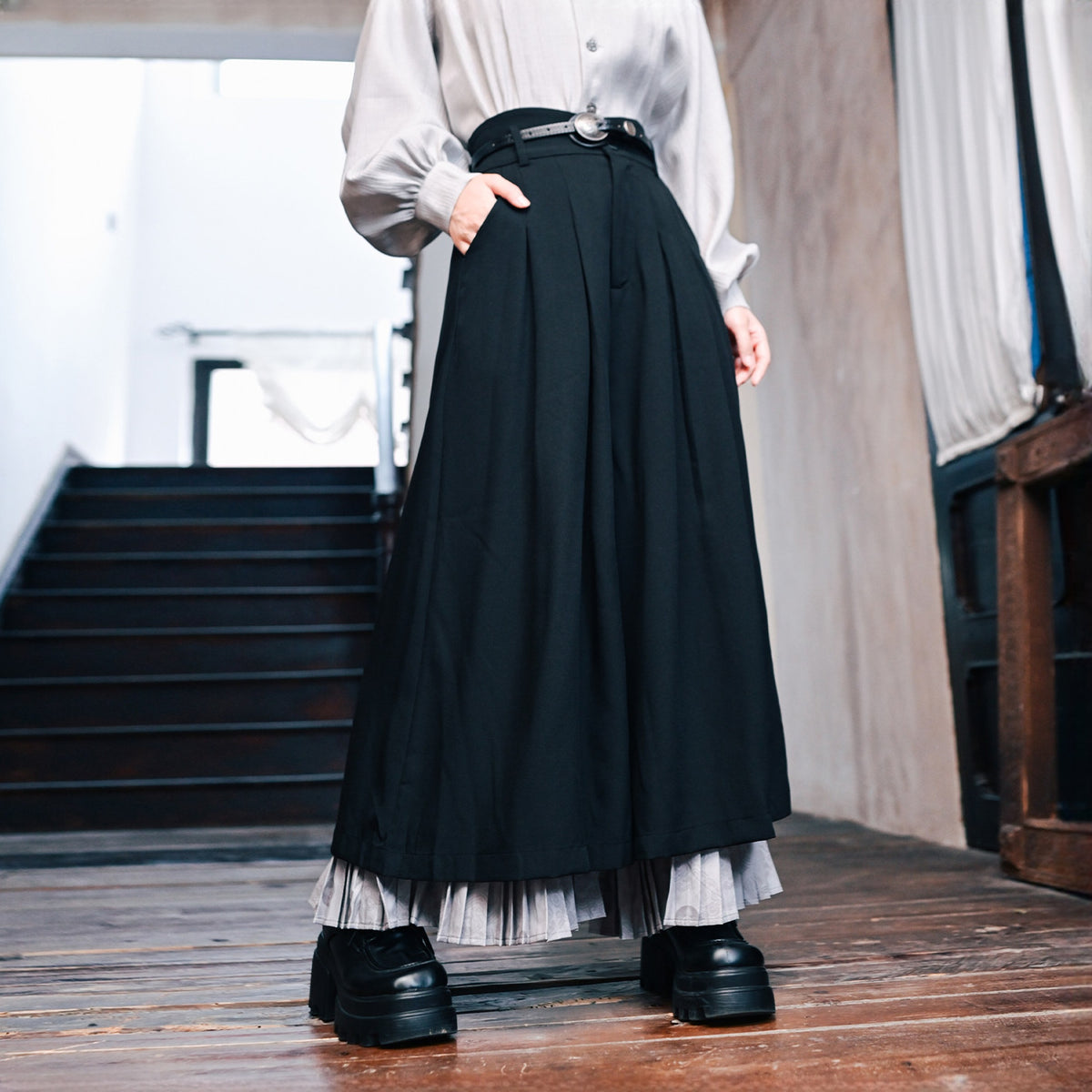 GUGUAI Pleated Wide-Leg Skirt Pants — square · front · B84801 Thickened Wide-Leg Trousers