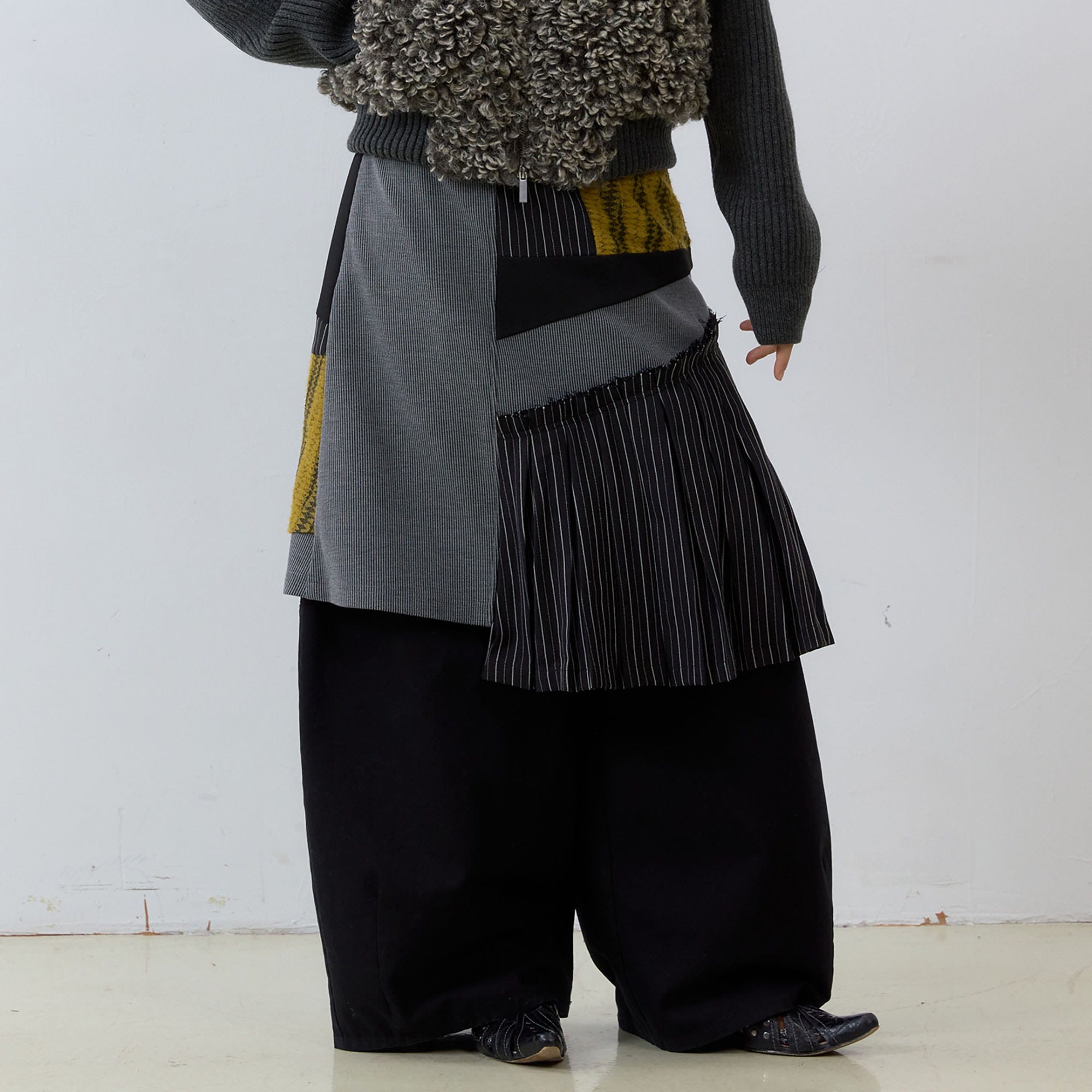 NOESE Asymmetrical Contrast Patchwork Skirt