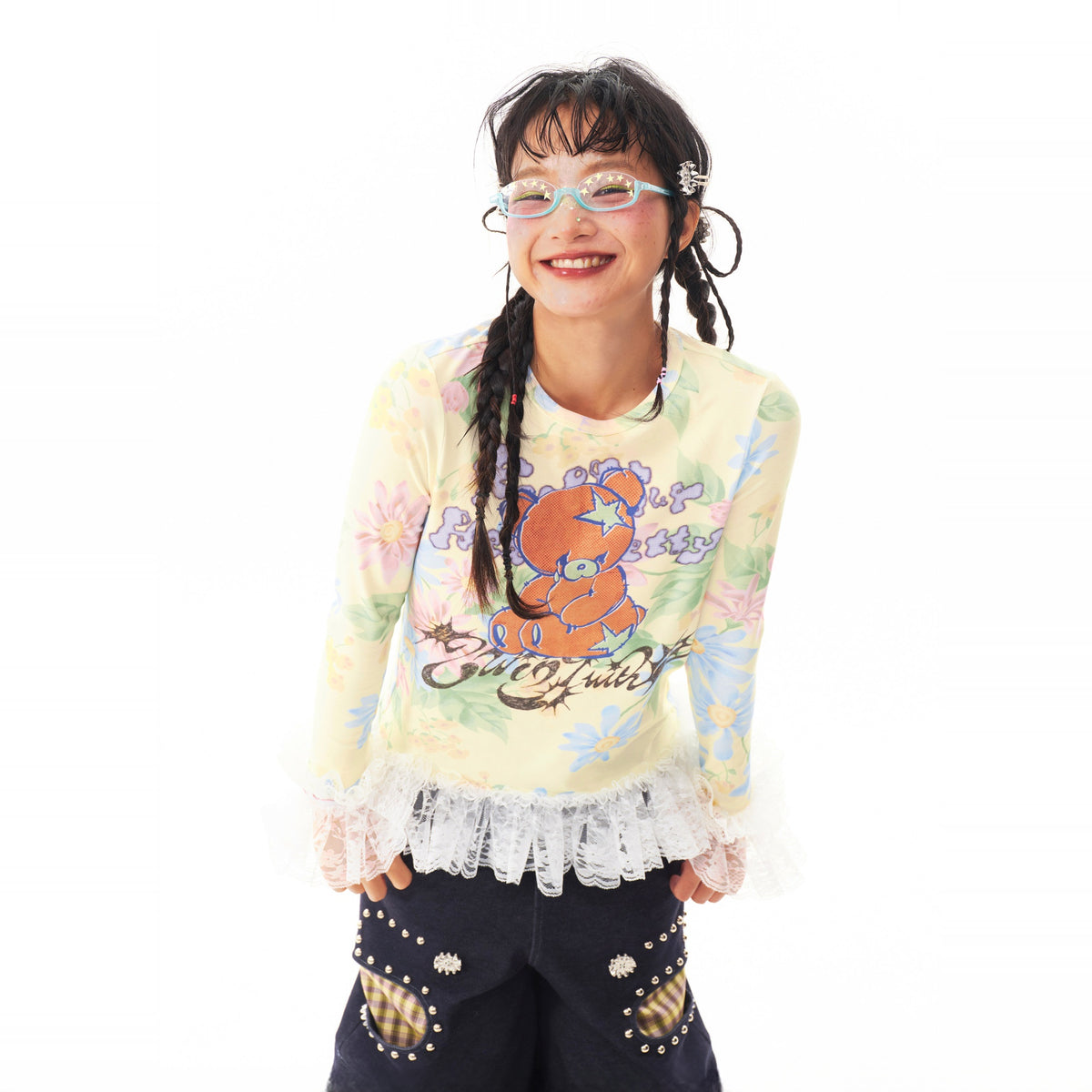 SILLYSIS Bear Graphic Lace-Trim Long-Sleeve Tee — square · front