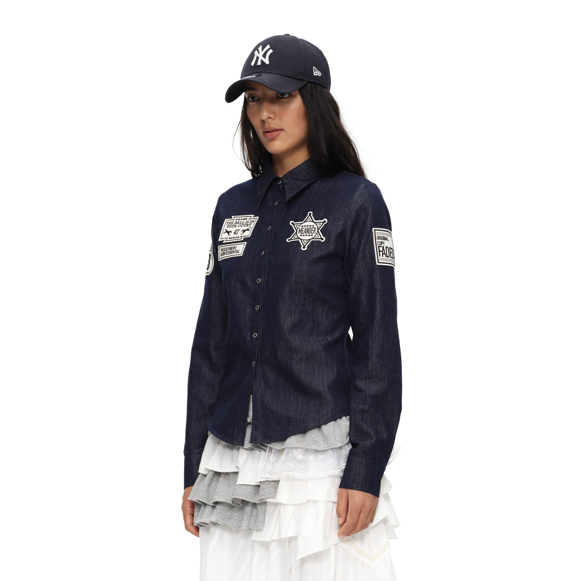 OINIMI Badge-Patch Waist-Cinched Denim Shirt
