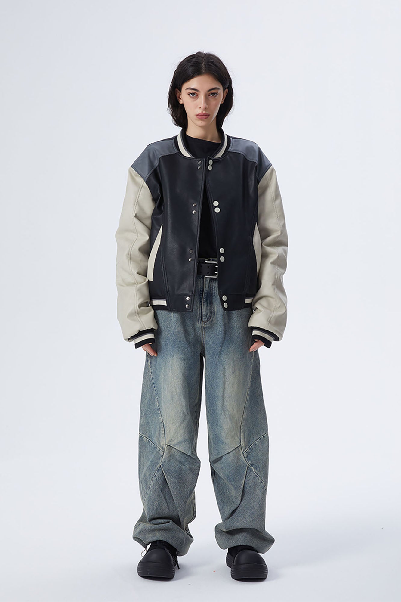 ERROR CODE ROBOT Washed Curved Pleated- Knee Jeans