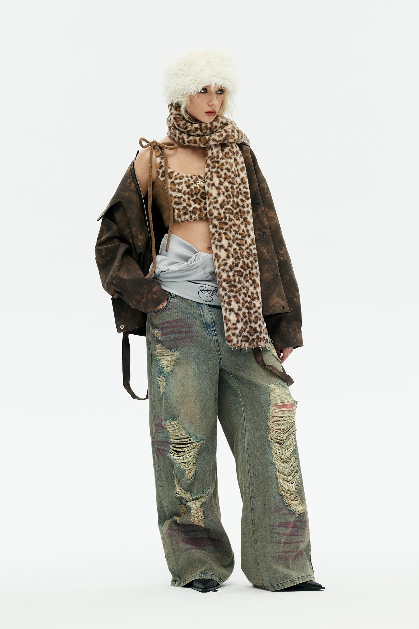 EMOHA Fuzzy Leopard Claw Scarf
