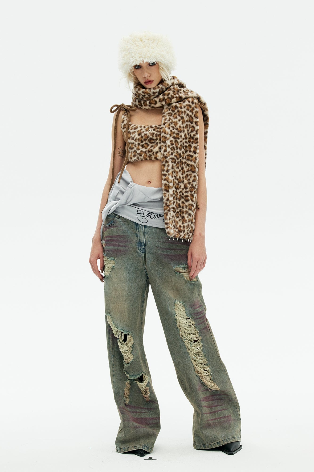 EMOHA Fuzzy Leopard Claw Scarf
