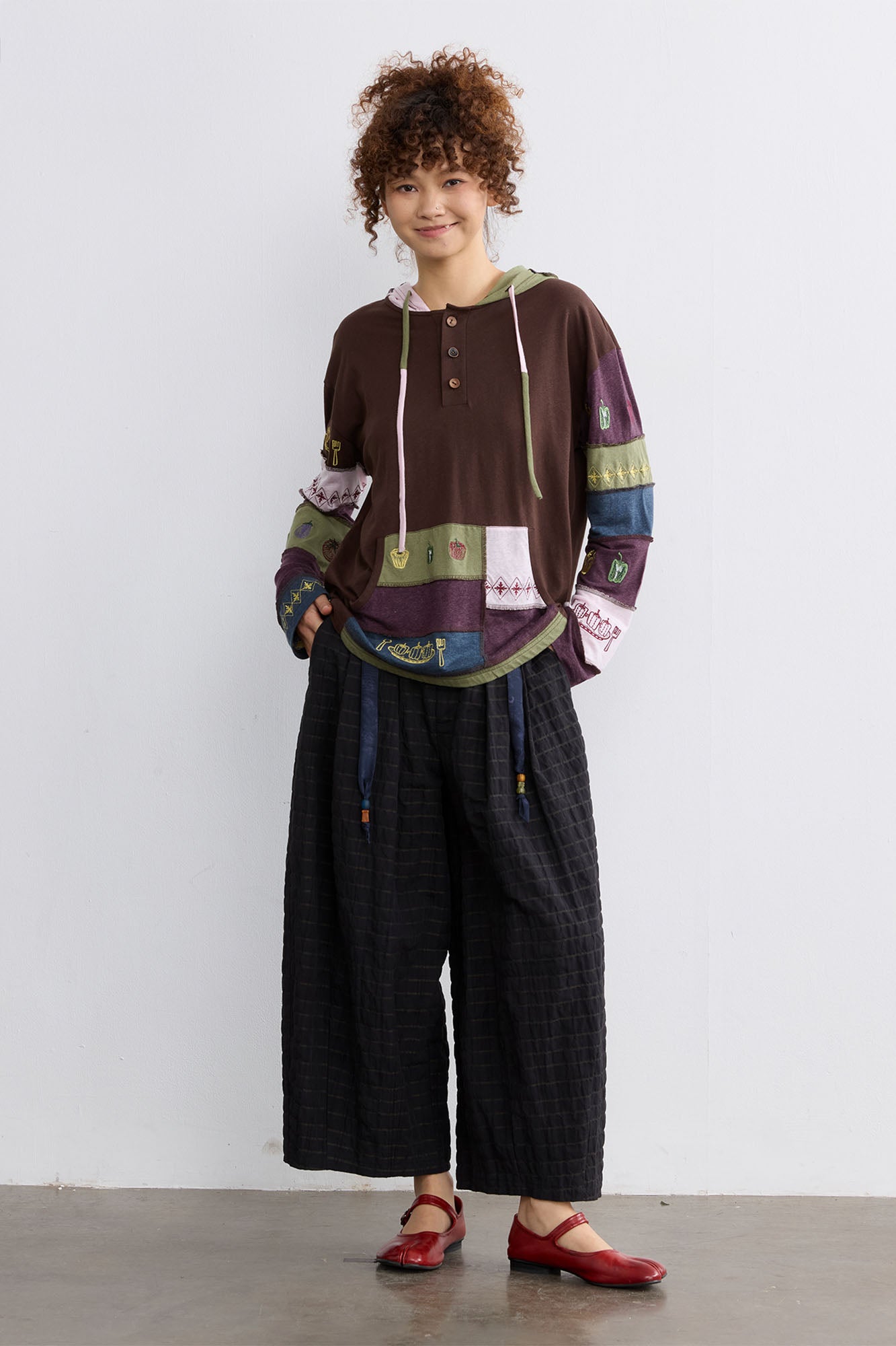 NOESE Retro Pleated Hem Cropped Pants