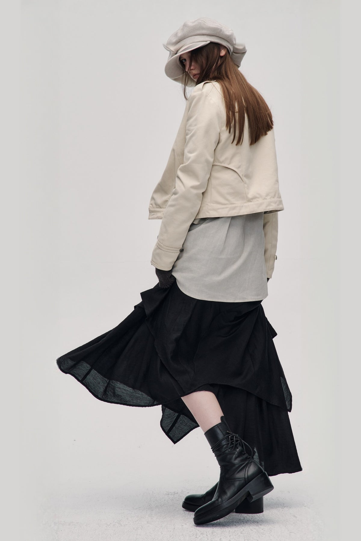 ILNya Nieternite Nifutur Napoleon-Collar Slim Cropped Jacket — full body