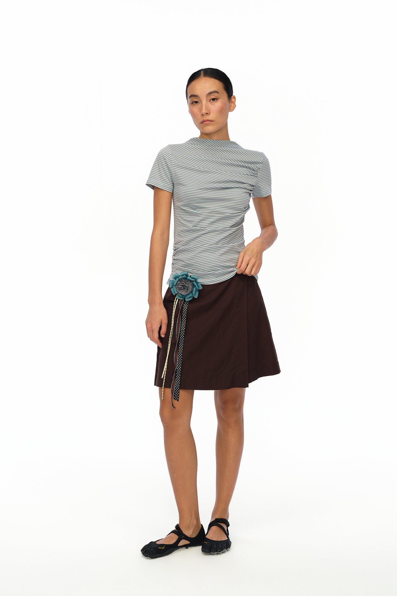 OINIMI Rosette Ribbon Bloom Brooch