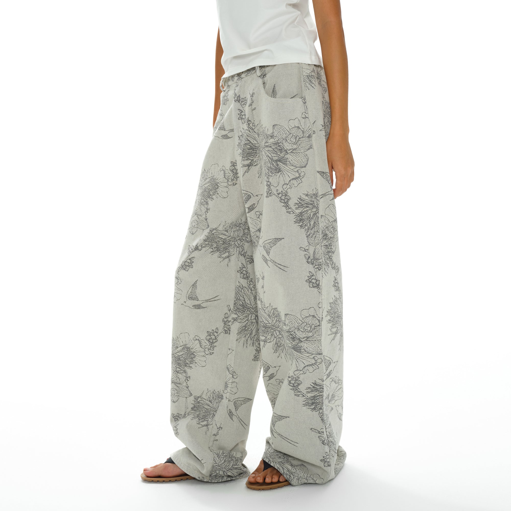 OINIMI Full-Print Botanical Sketch Wide-Leg Jeans