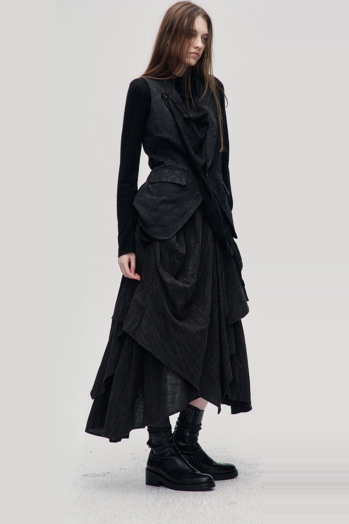 ILNya Nieternite Nifutur Striped Pleated Asymmetrical High-Waist Skirt — full body