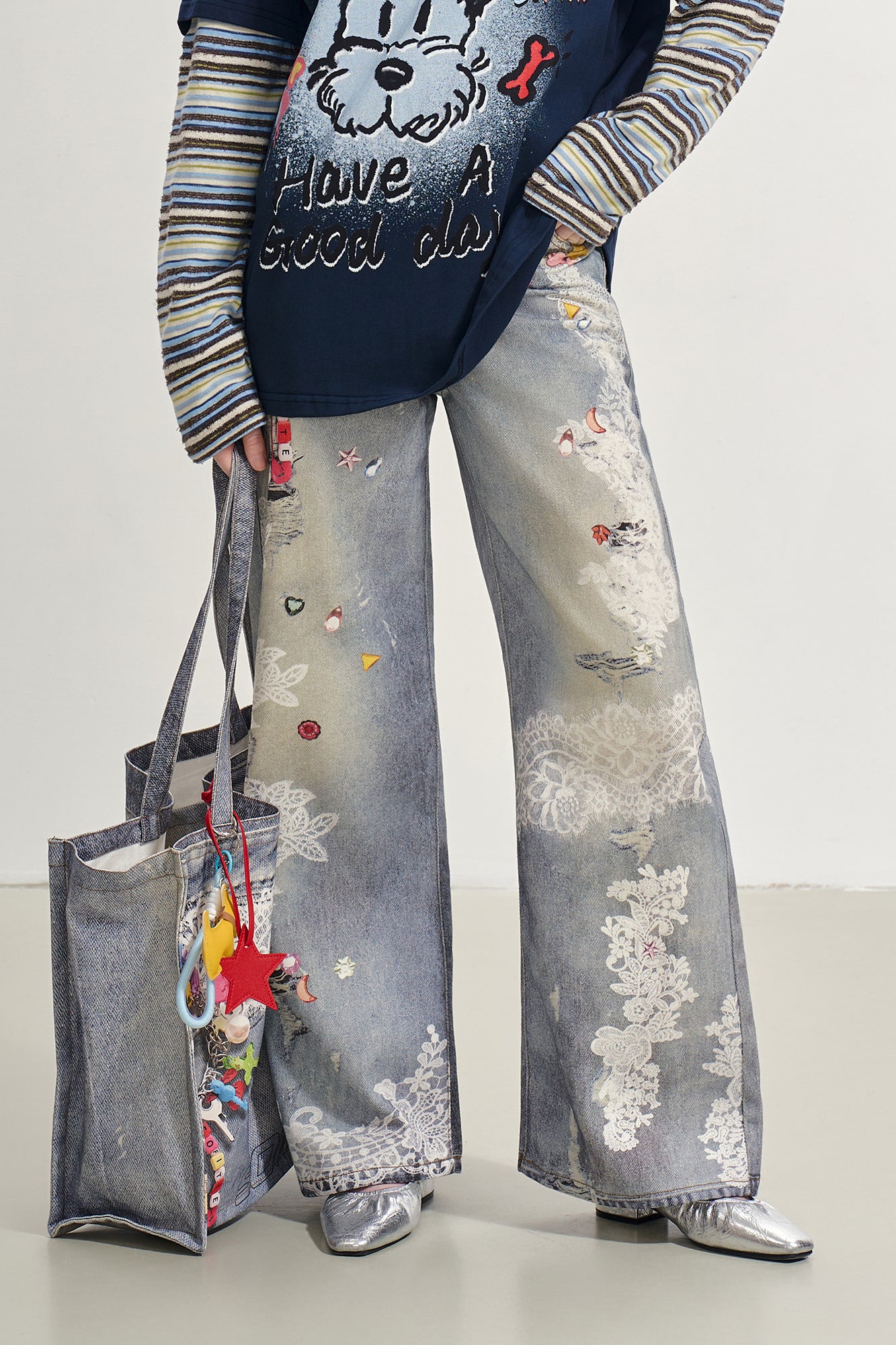 SOFITTE Charm & Lace Graphic Wide-Leg Jeans
