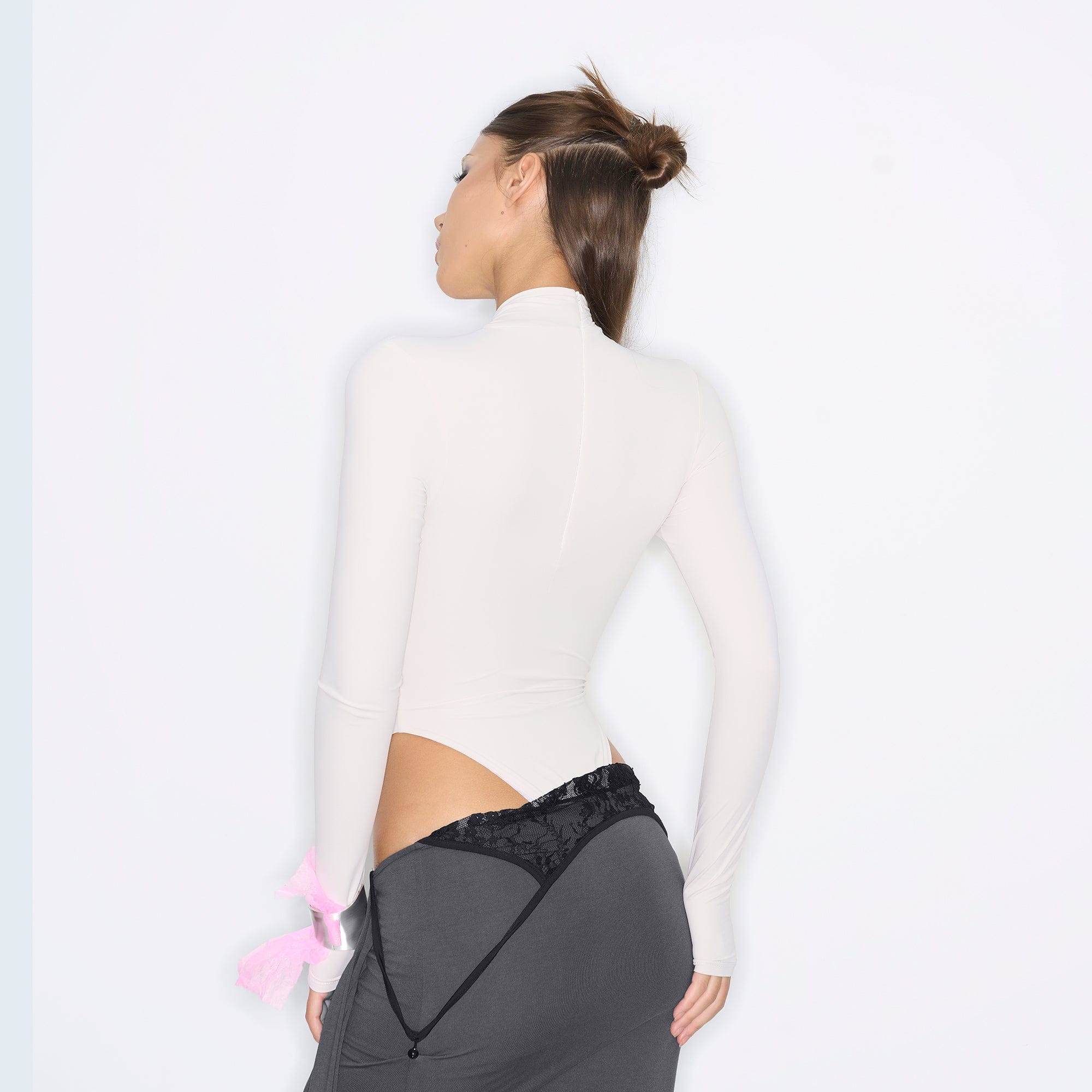 NEVER OFFEND L ANGEL Twist-Neck Zip-Front Bodysuit