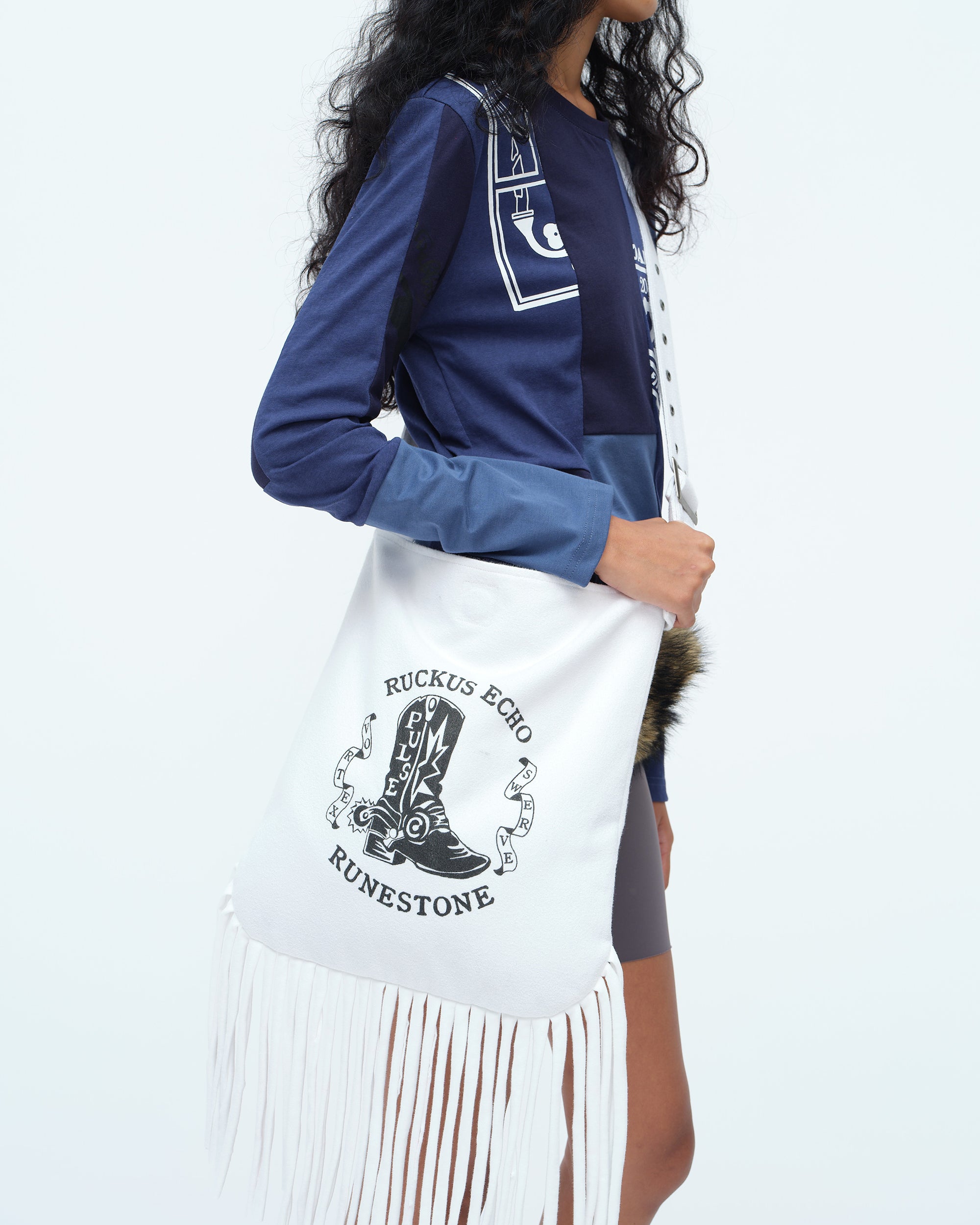 OINIMI Cowboy Boot Graphic Fringe Bag