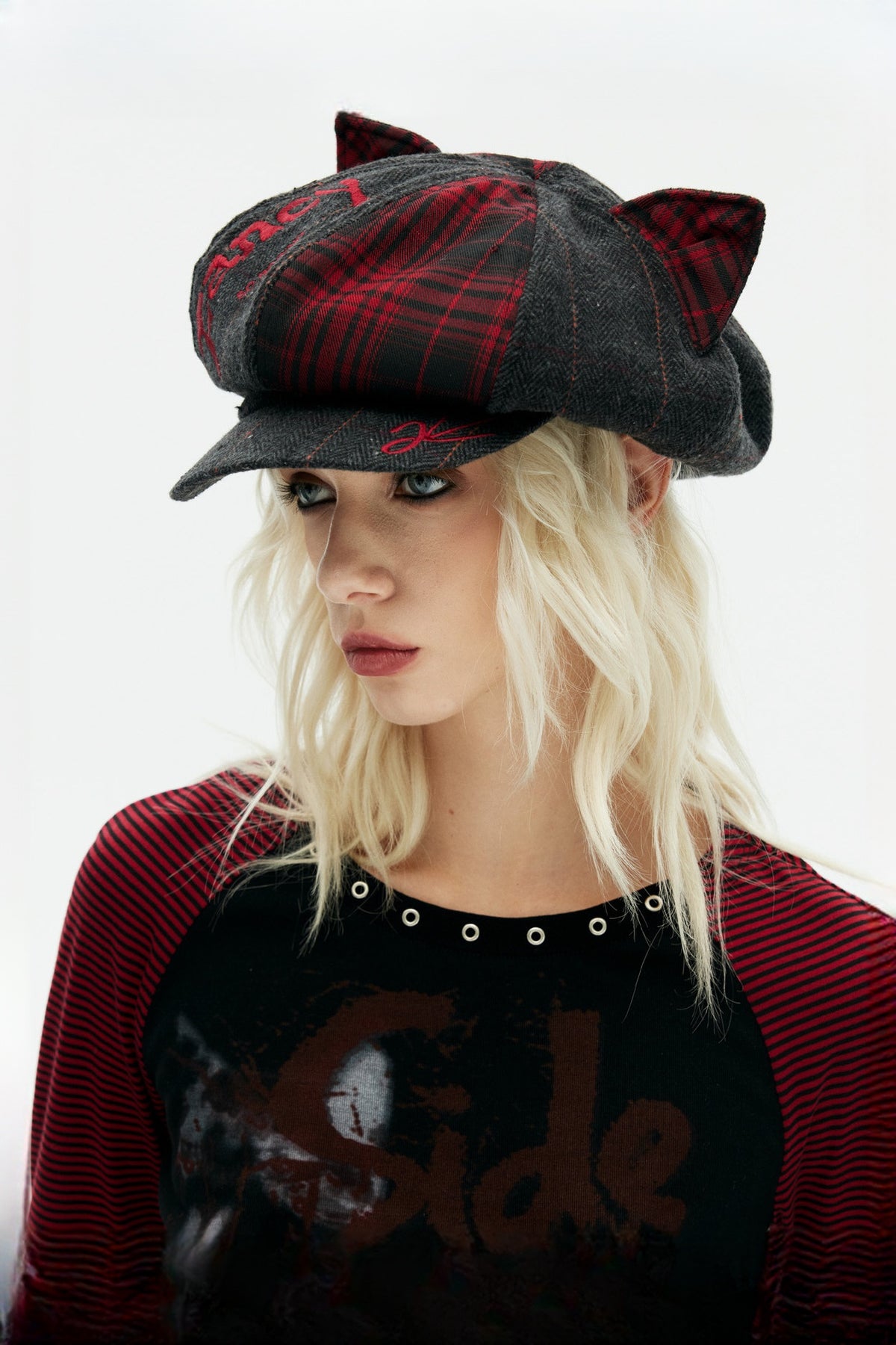EMOHA Cat Ear Plaid Newsboy Cap — half body