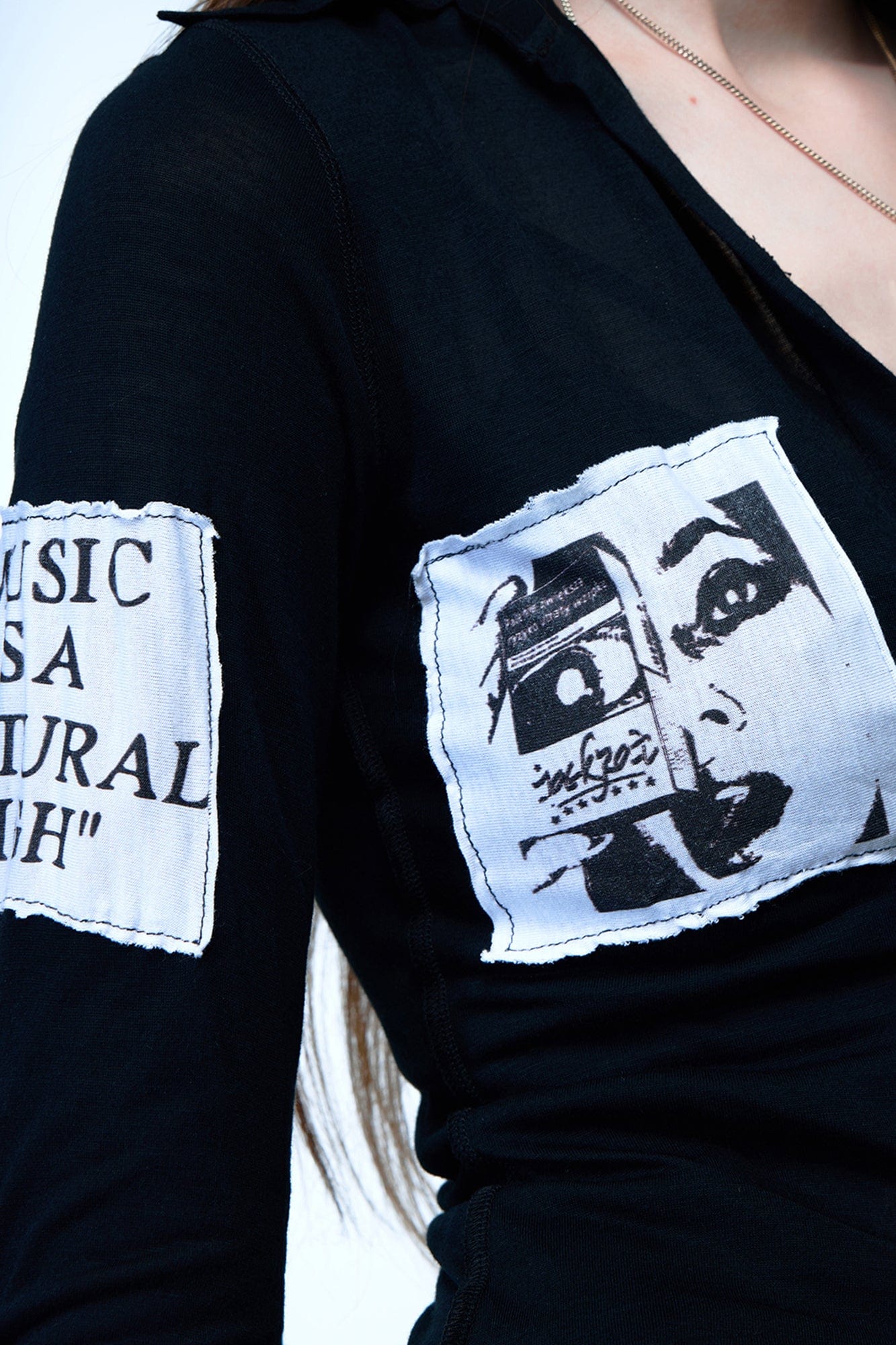 EMOHA Graphic Patch Sheer Cinched Longline Shirt