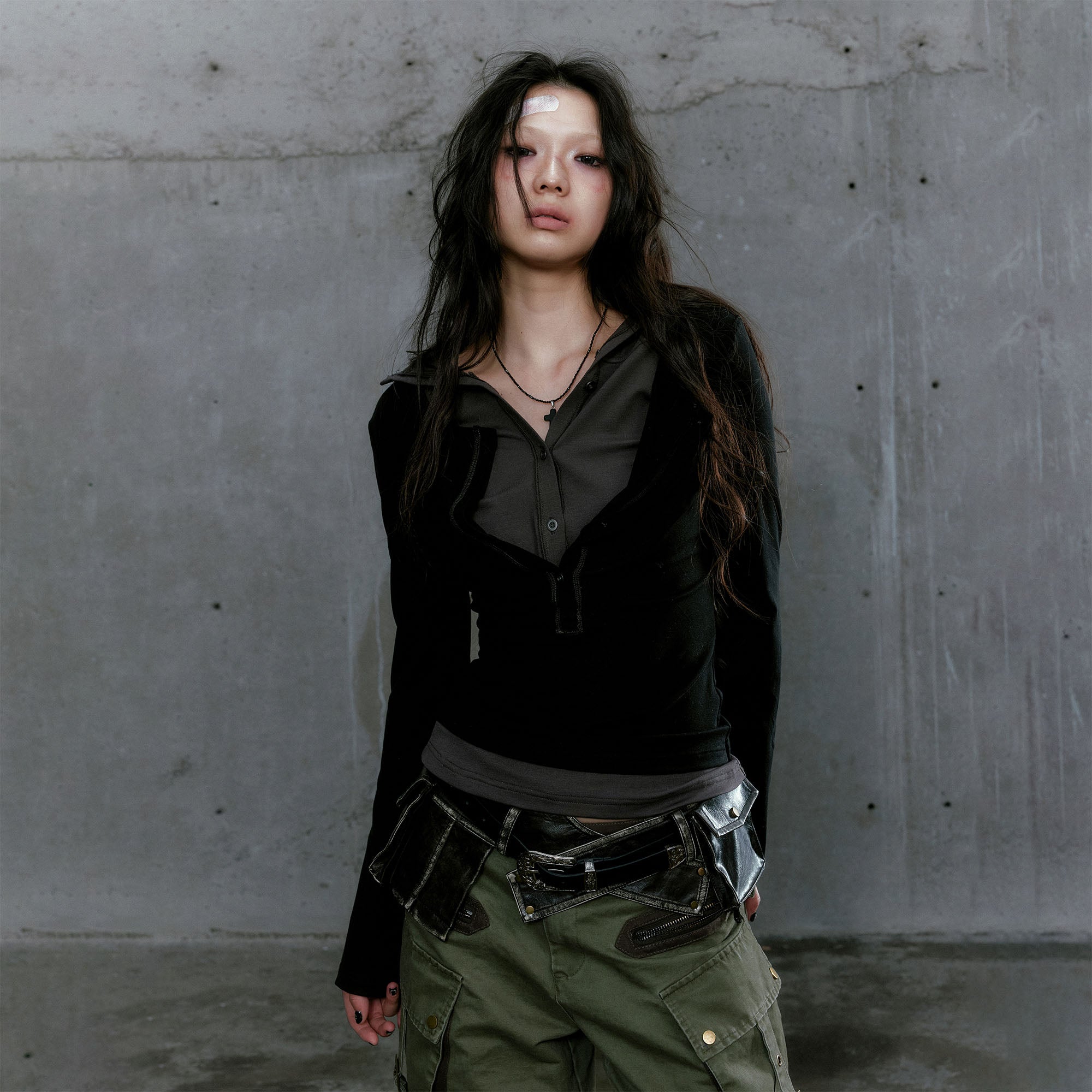 CESTNOUS Faux-Layered Half-Button Hooded Top