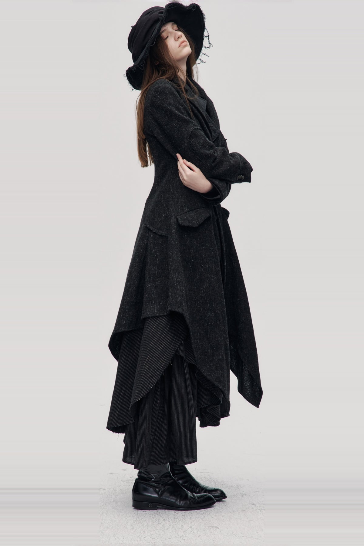 ILNya Nieternite Nifutur Striped Pleated Asymmetrical High-Waist Skirt — full body
