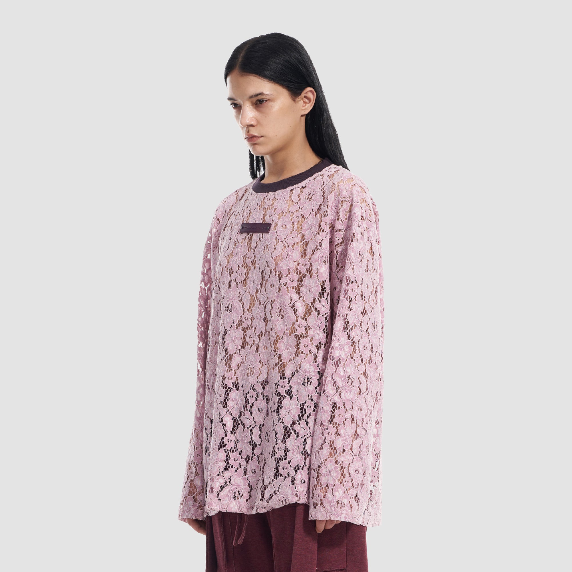 VANN VALRENCE Openwork Lace Contrast Crewneck Top