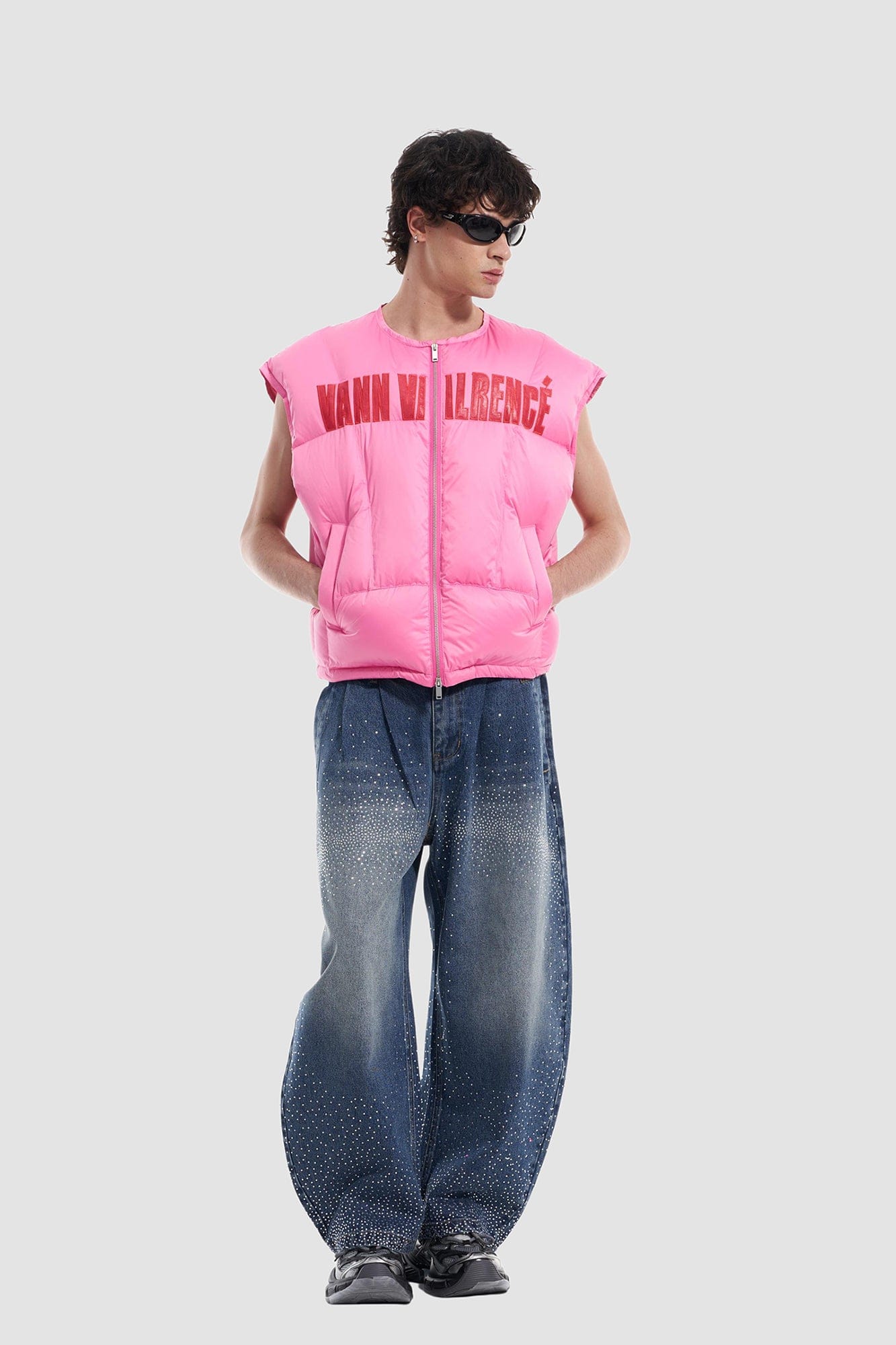 VANN VALRENCE LOGO Patch Quilted Down Vest