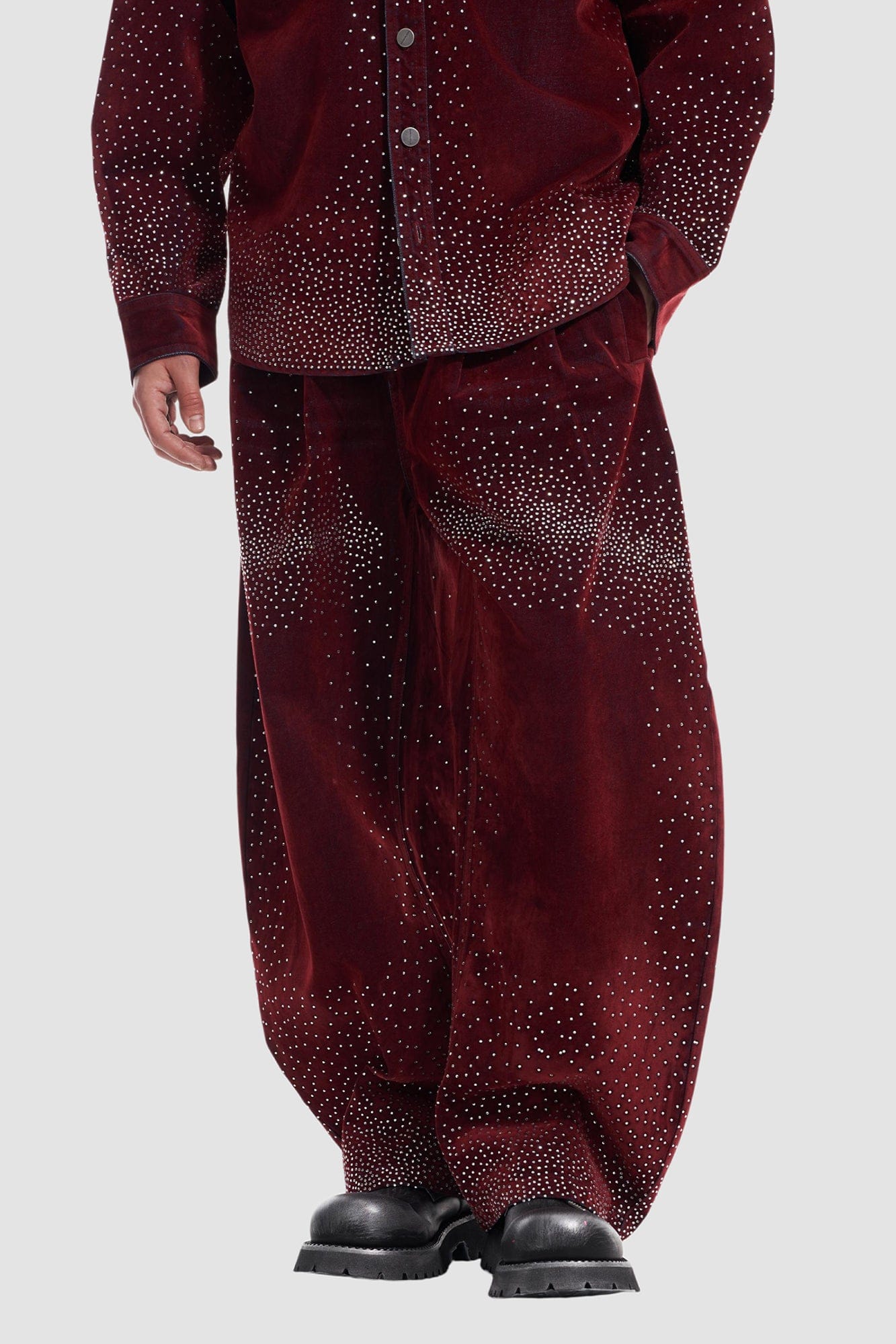 VANN VALRENCE Diamond-Studded Velvet Barrel Leg Trousers
