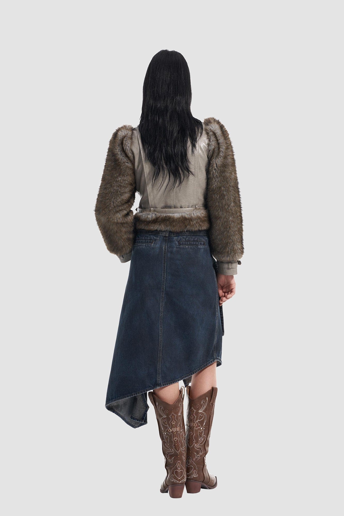 VANN VALRENCE Faux Leather Shearling Sleeve Cropped Jacket