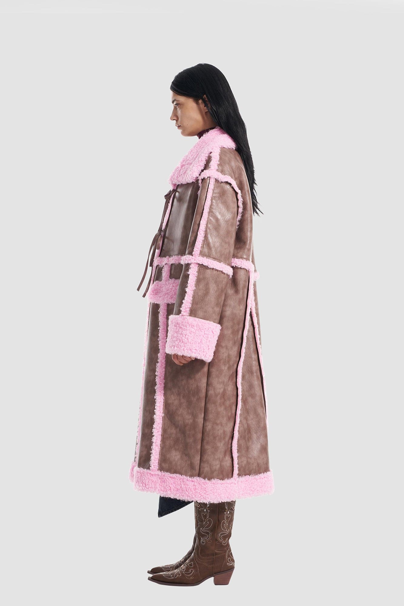 VANN VALRENCE Shearling-Trim Panel PU Long Coat
