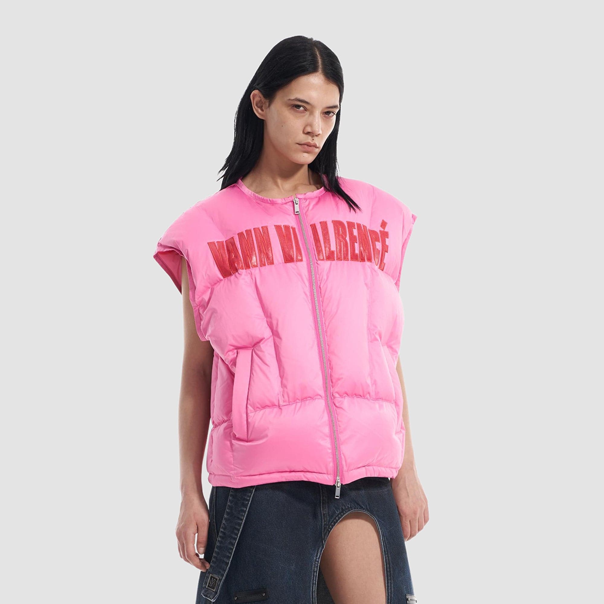 VANN VALRENCE LOGO Patch Quilted Down Vest