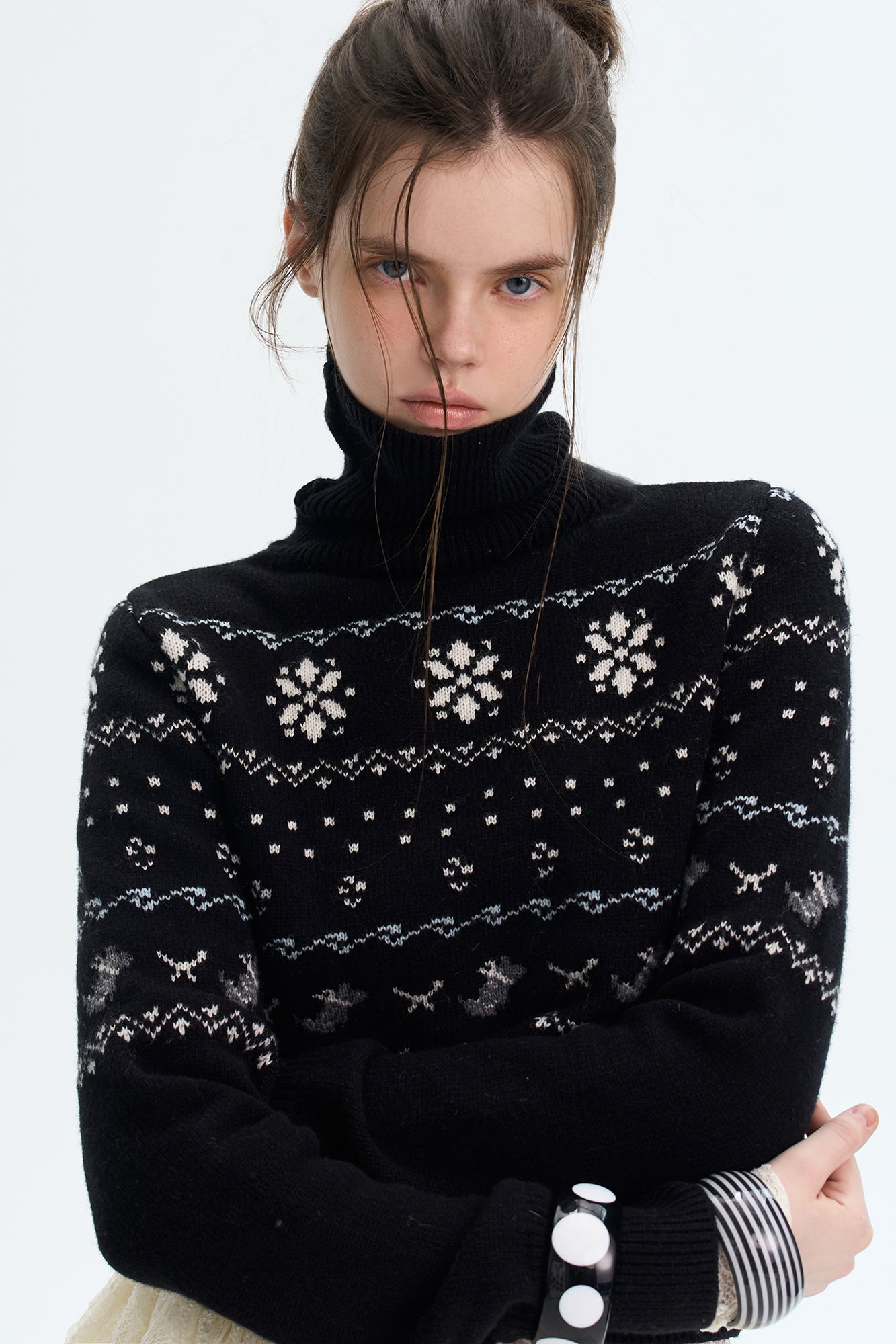 THE NEVERMORE Fair Isle Snowflake Pup Jacquard Sweater