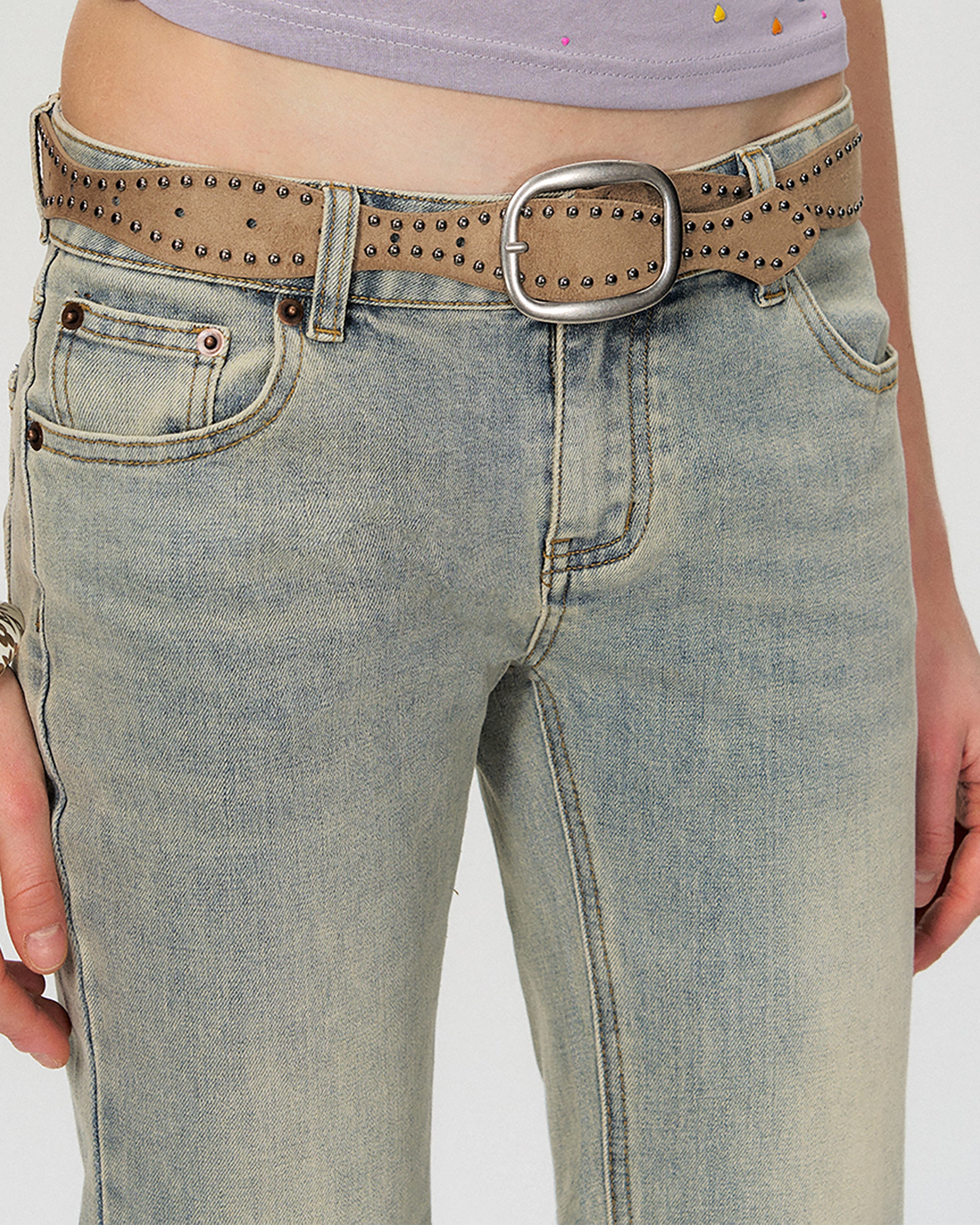 THE NEVERMORE Washed Low-Rise Flared Jeans