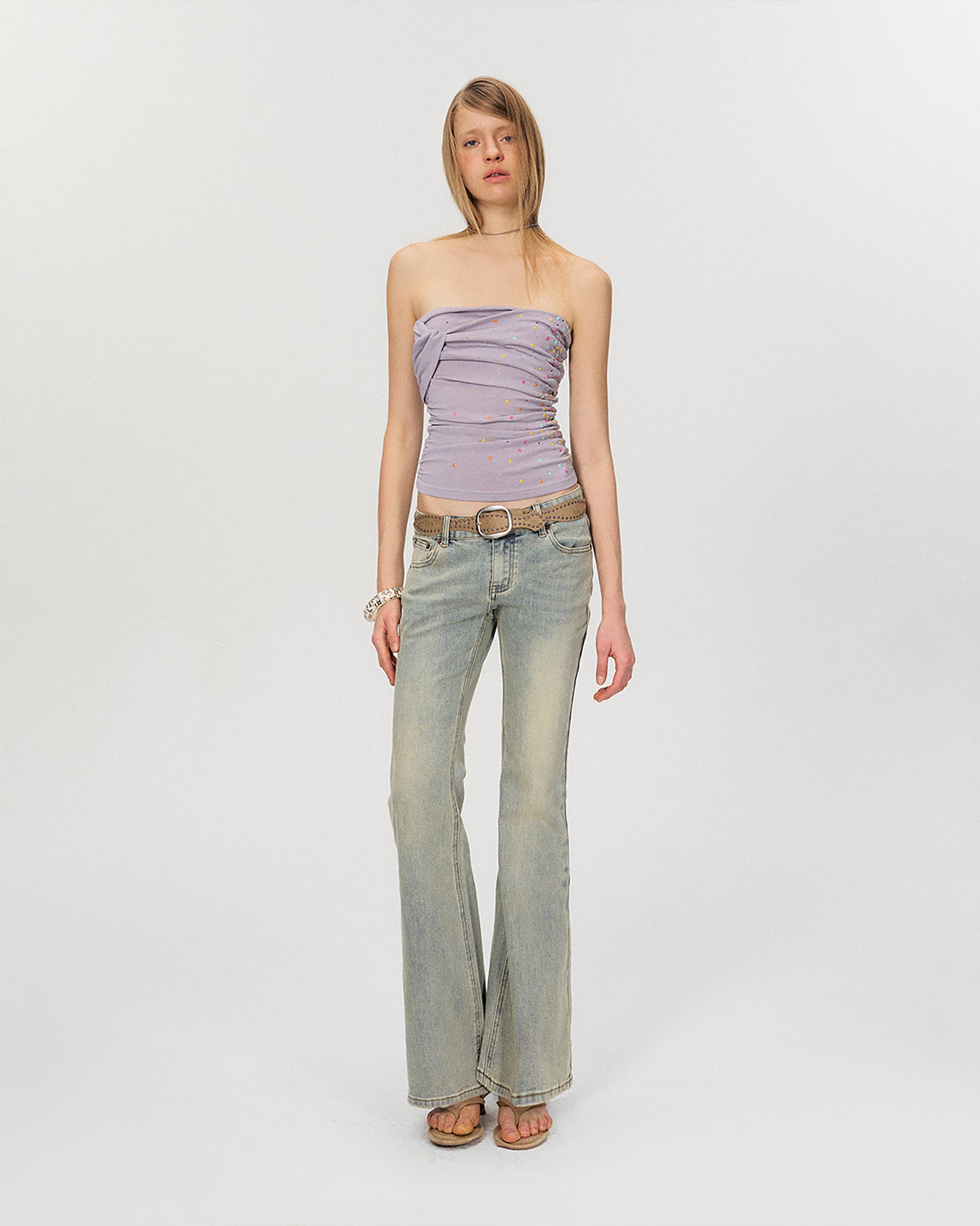 THE NEVERMORE Washed Low-Rise Flared Jeans