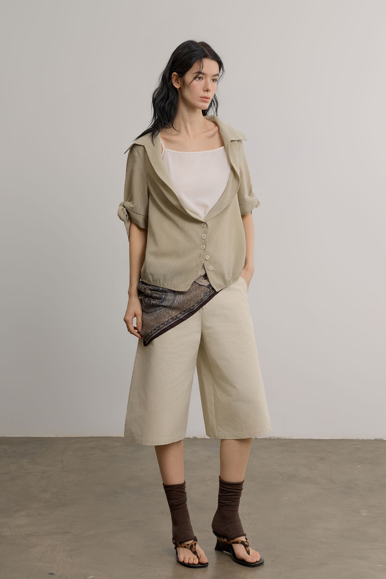 SAME FLOW Essential Straight-Leg Bermuda Shorts