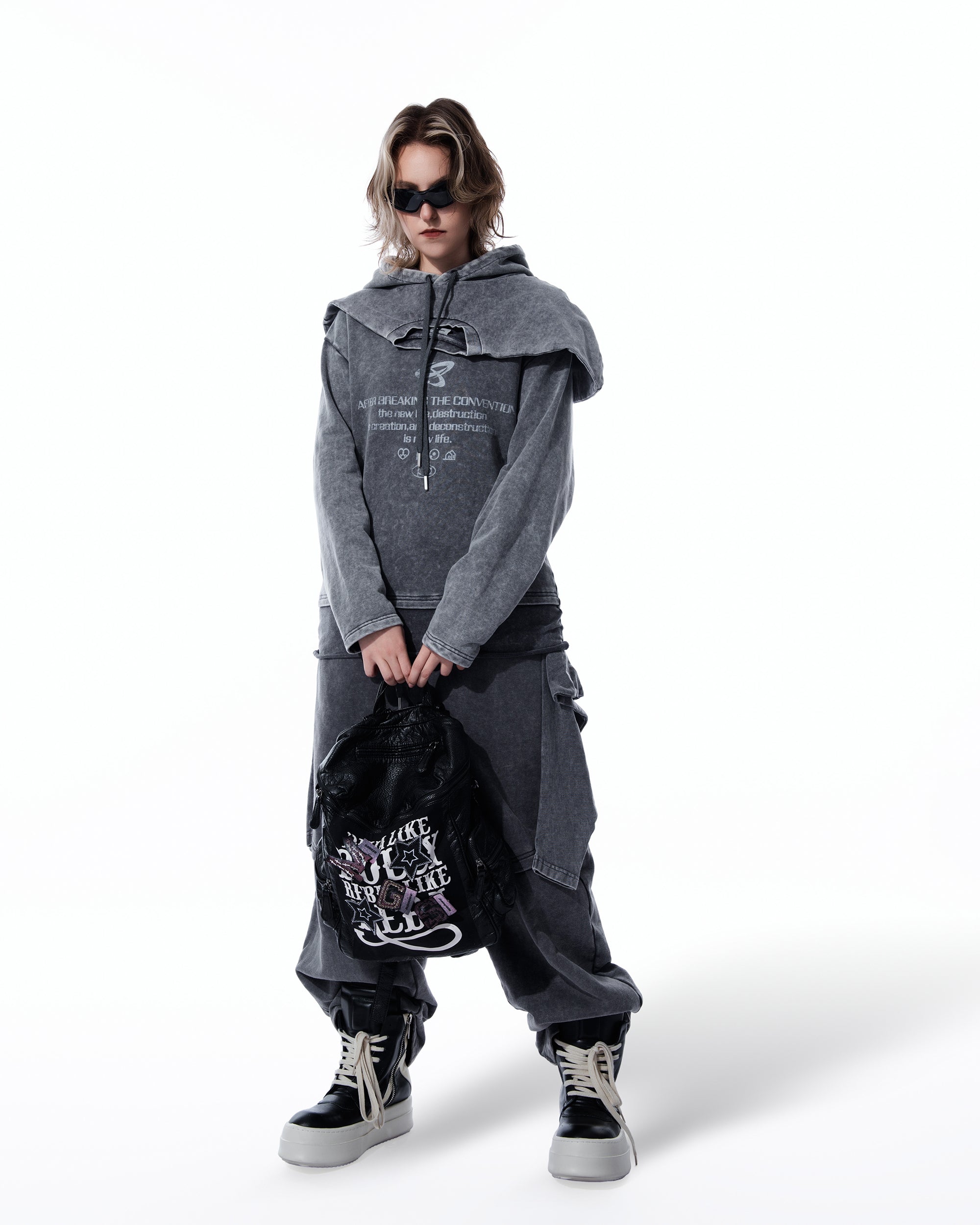 MOGONGSHE Washed Layered Shoulder-Paneled Hoodie