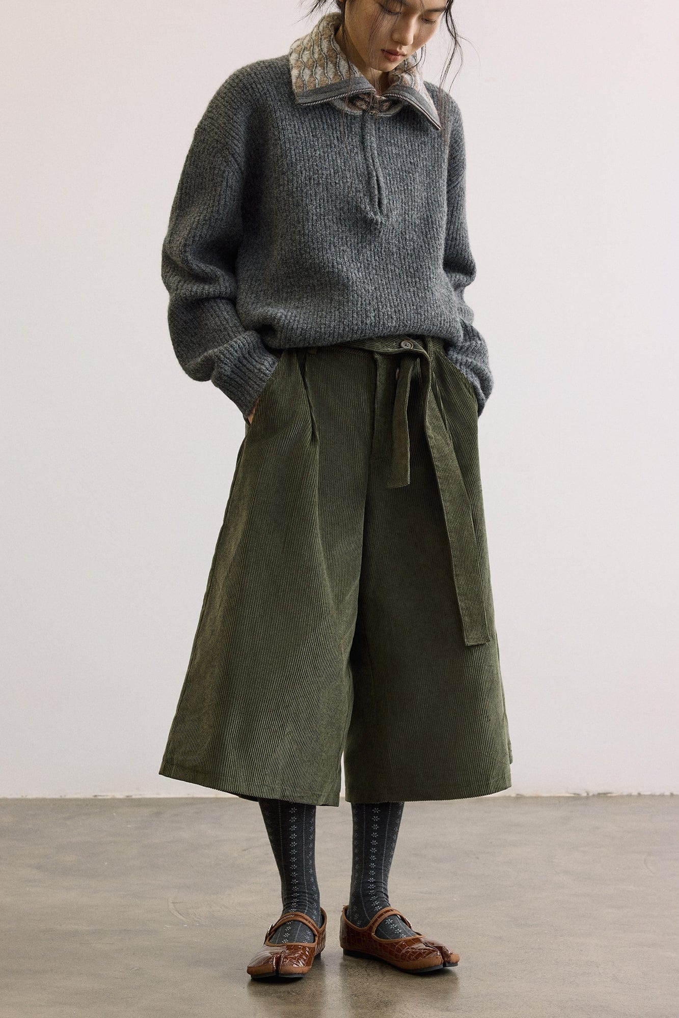 SAME FLOW Pleated Belted Corduroy Culotte Pants