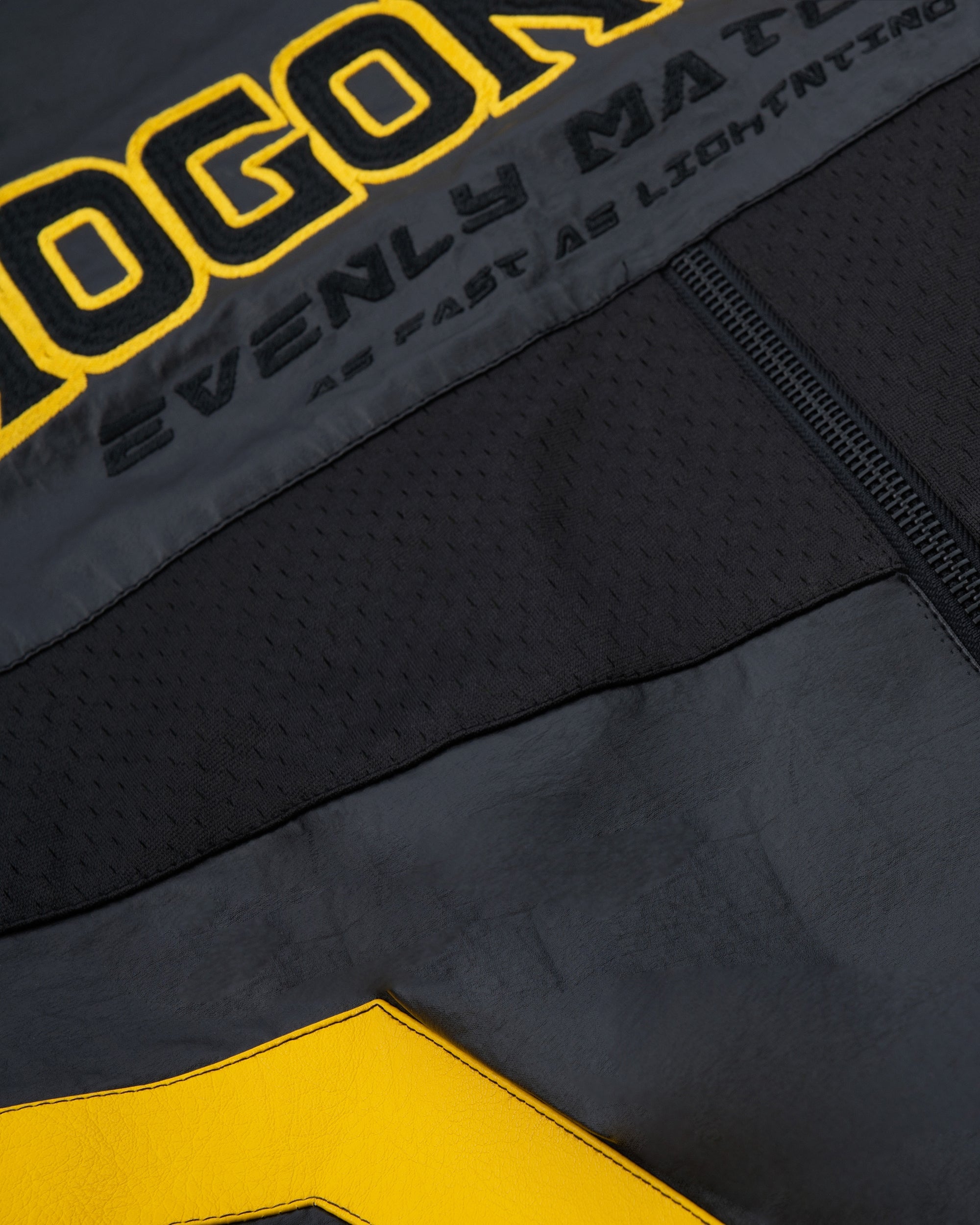 MOGONGSHE Contrast Stripe PU Moto Jacket