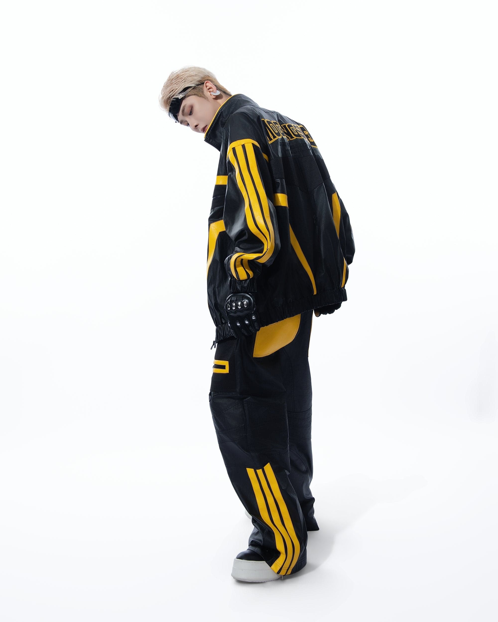 MOGONGSHE Contrast Stripe PU Wide-Leg Pants