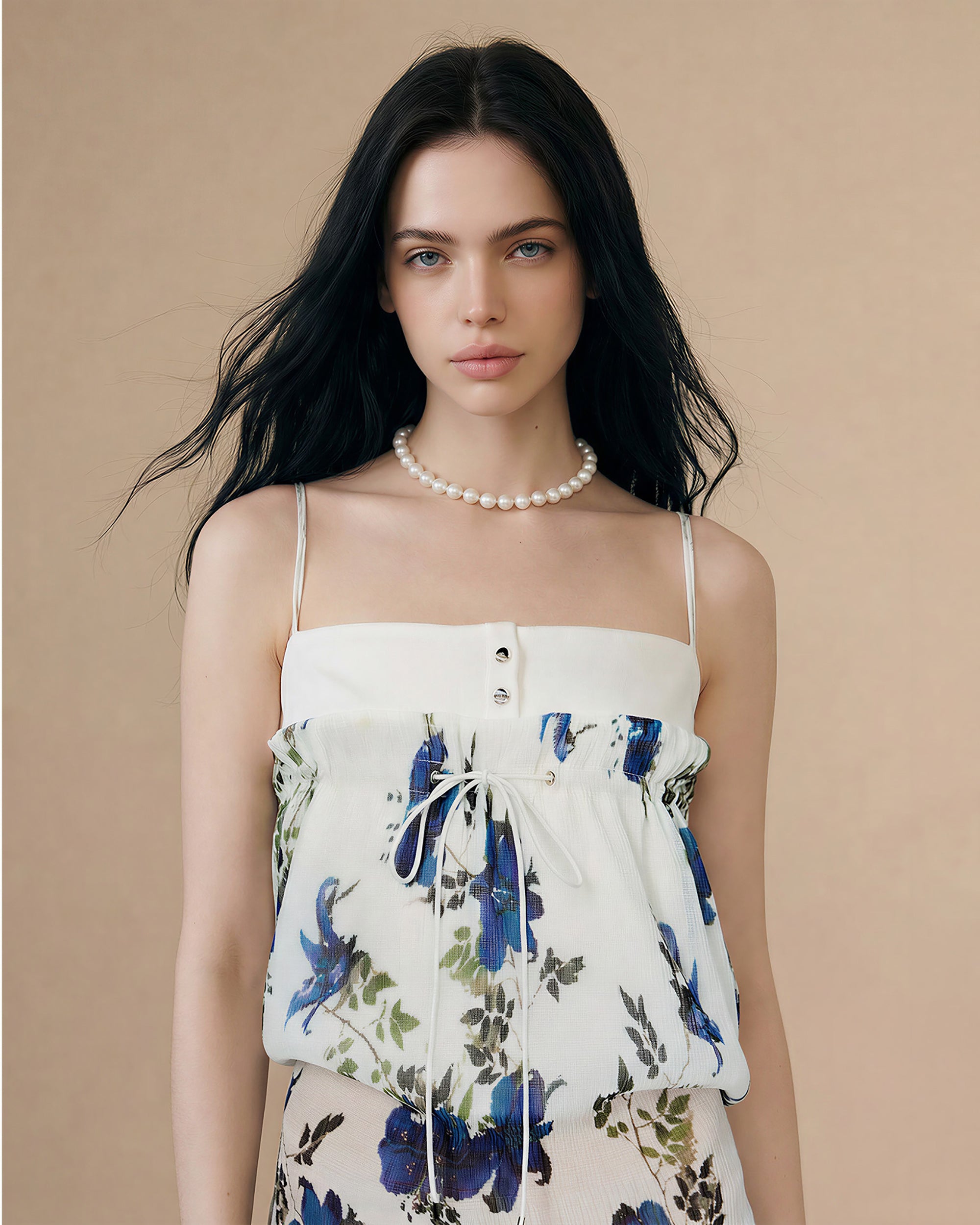 THE NEVERMORE Floral-Print Cami Top And Ruffle Mini Skirt Set