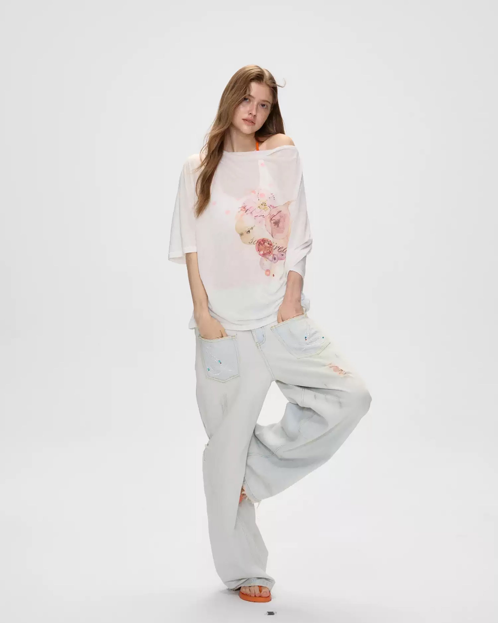 10AMSOTIIIIIIRED Distressed Wave Diamond Wide Waist Curved Jeans