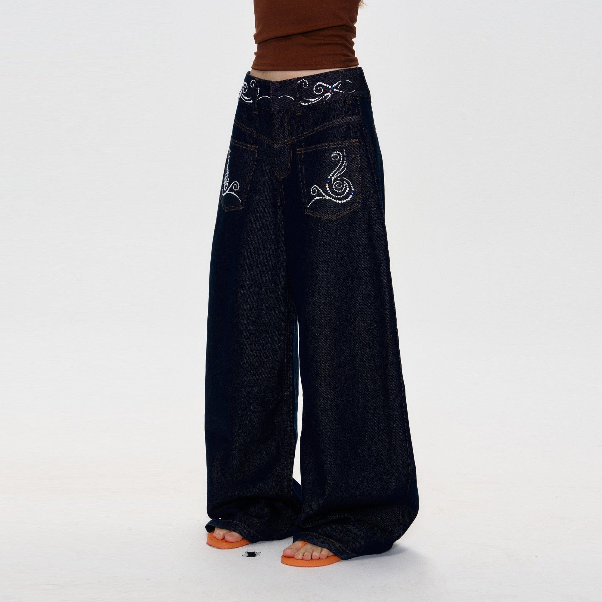 10AMSOTIIIIIIRED Wave Diamond Curved Wide-Leg Jeans