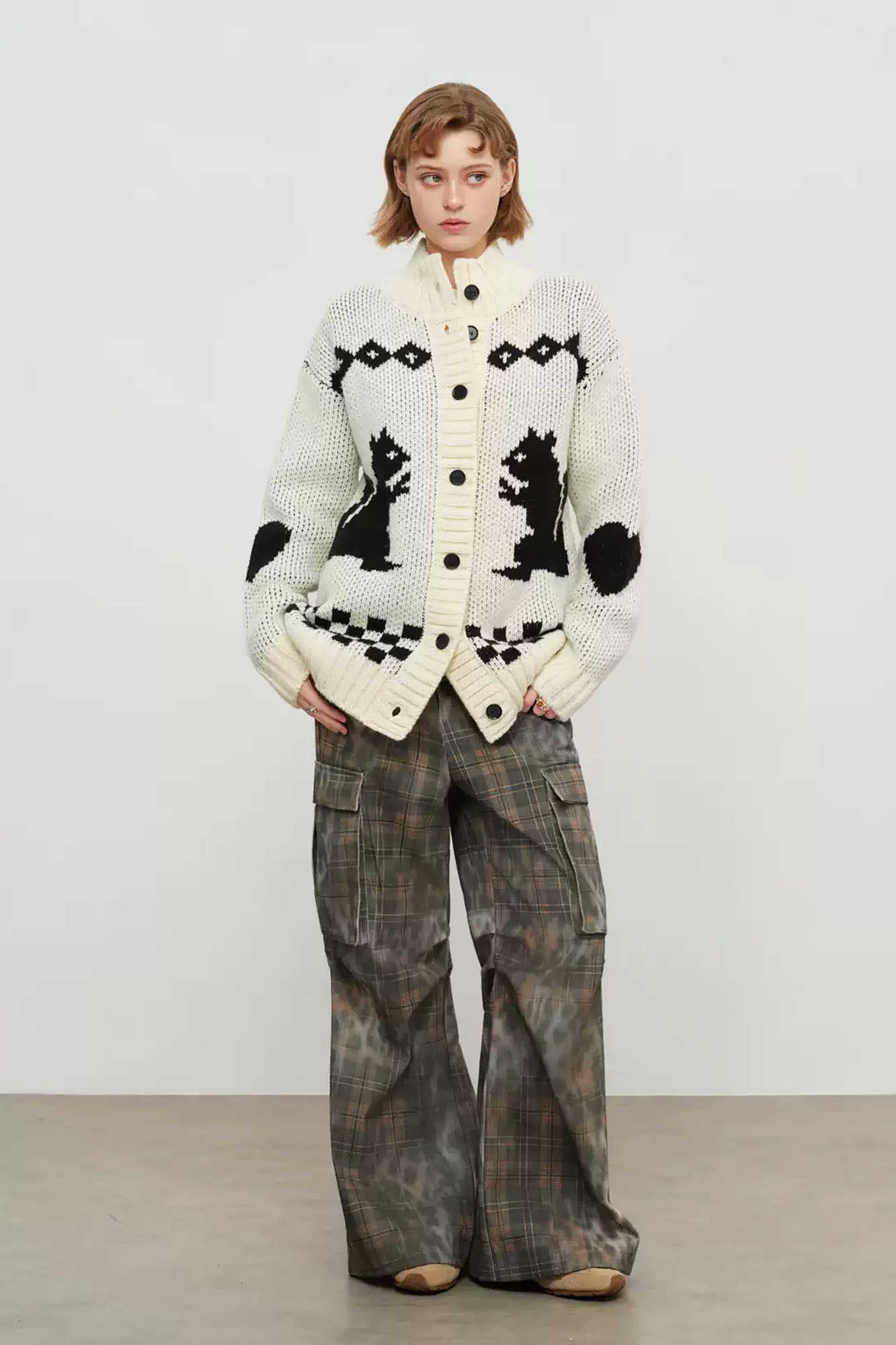 SOFITTE Leopard Plaid Straight-Leg Cargo Pants