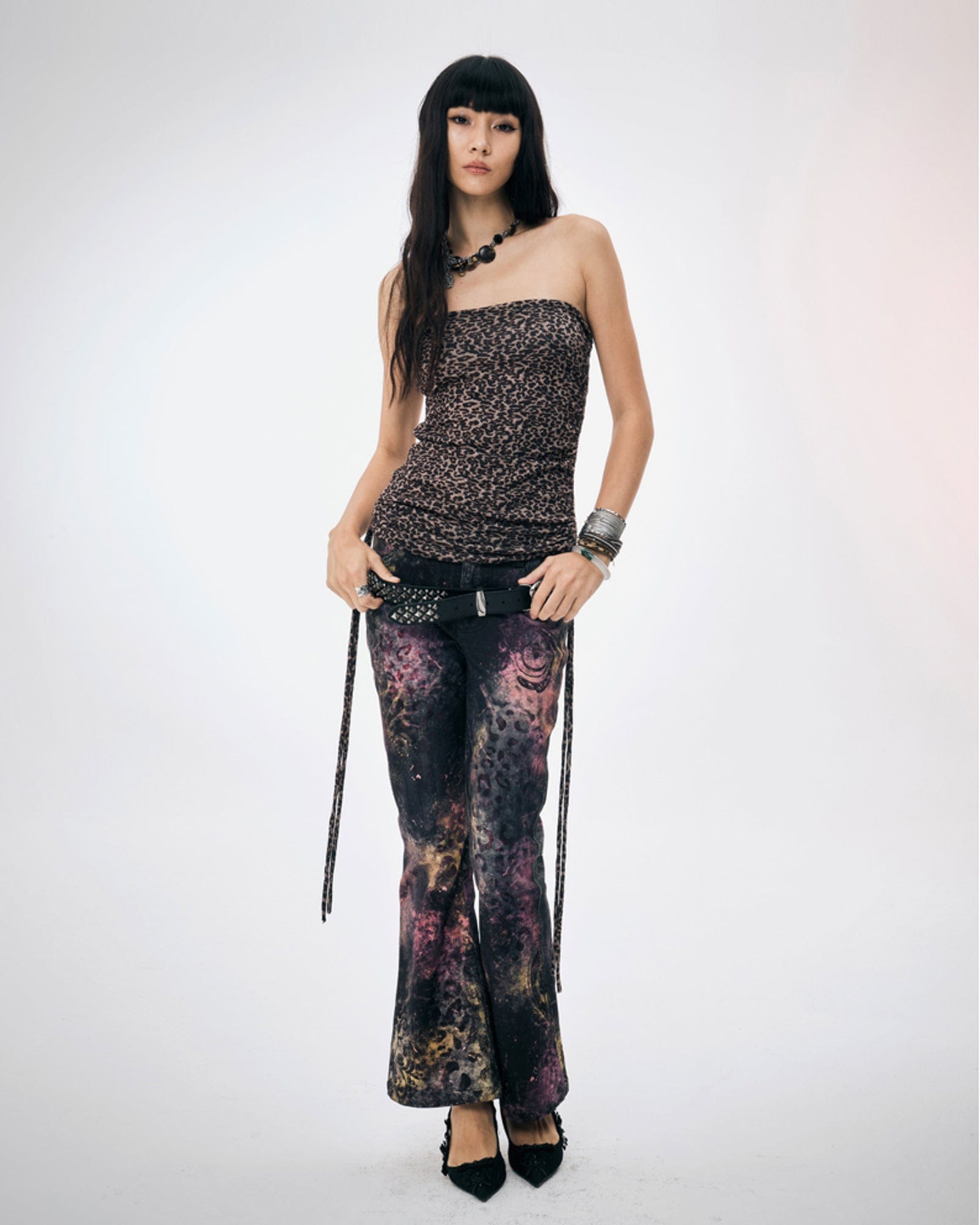 FAYCHUI Graffiti Leopard Full-Print Flared Jeans