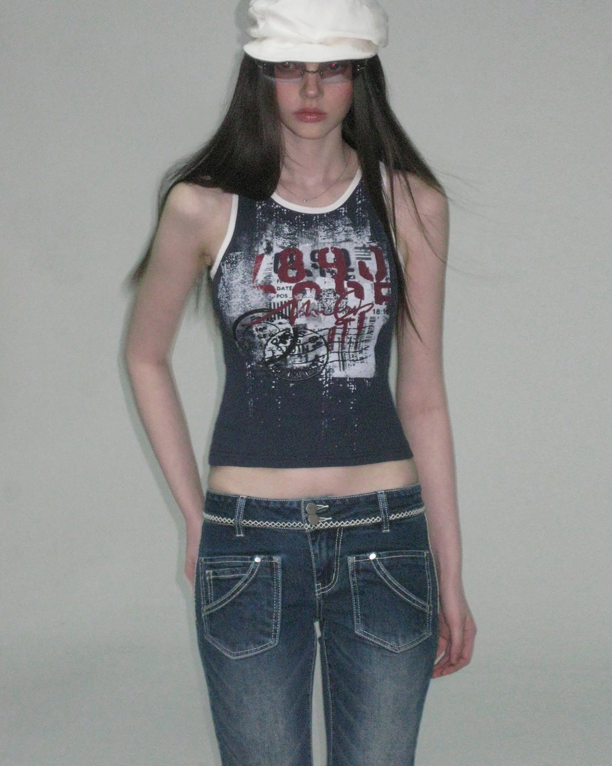 THE NEVERMORE Retro Graphic Cropped Tank Top
