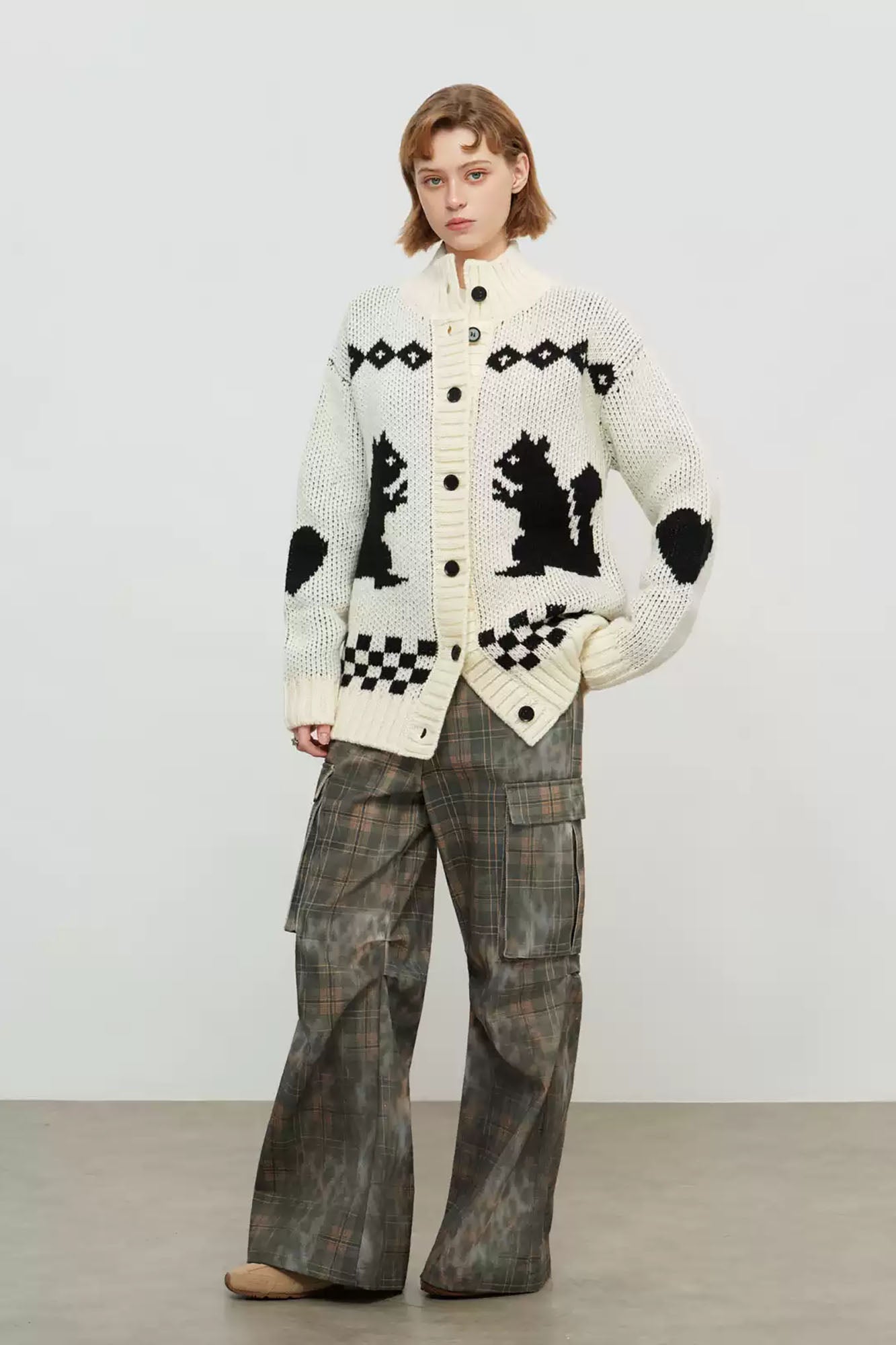 SOFITTE Leopard Plaid Straight-Leg Cargo Pants