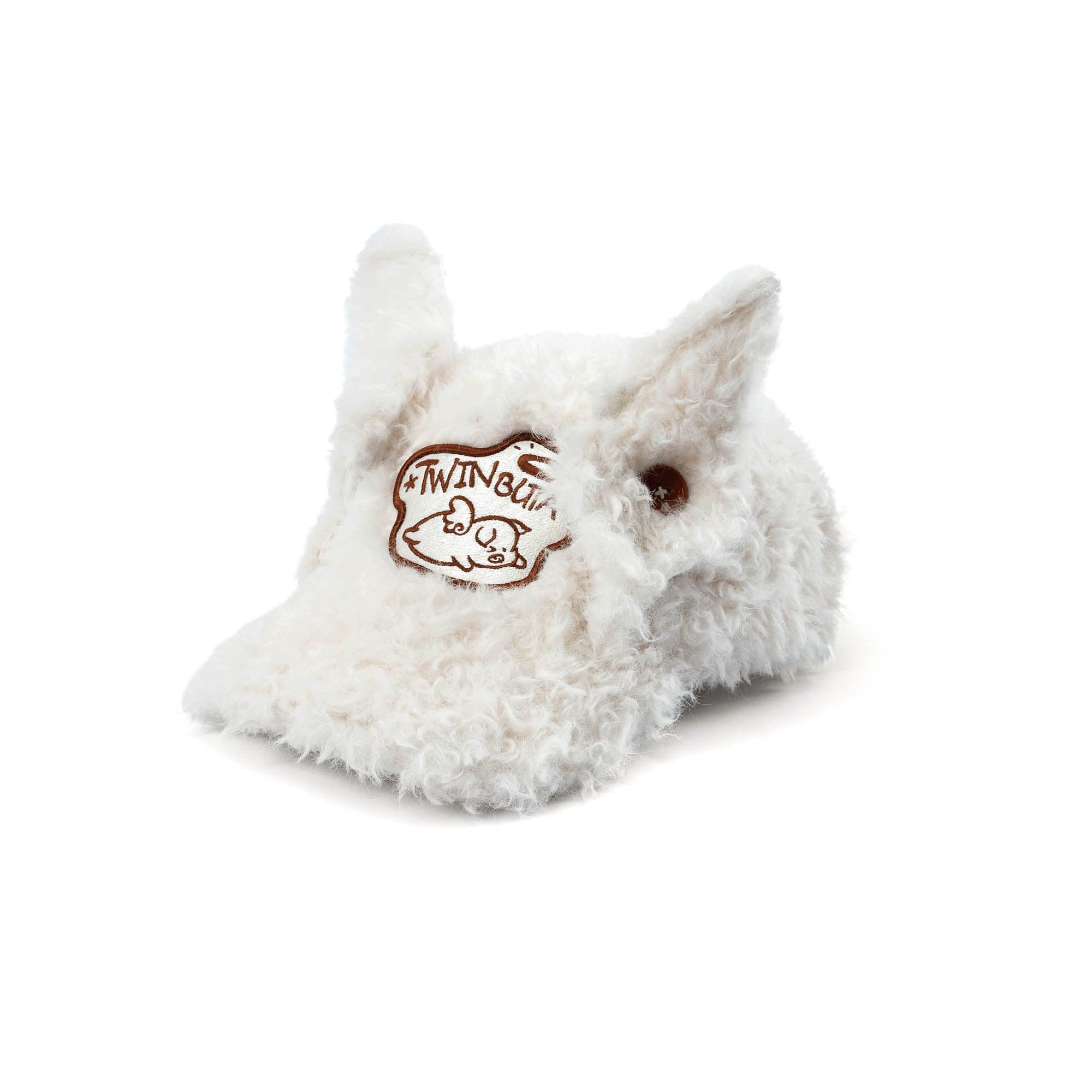 TWINBUTA Furry Ear Embroidered Cap White