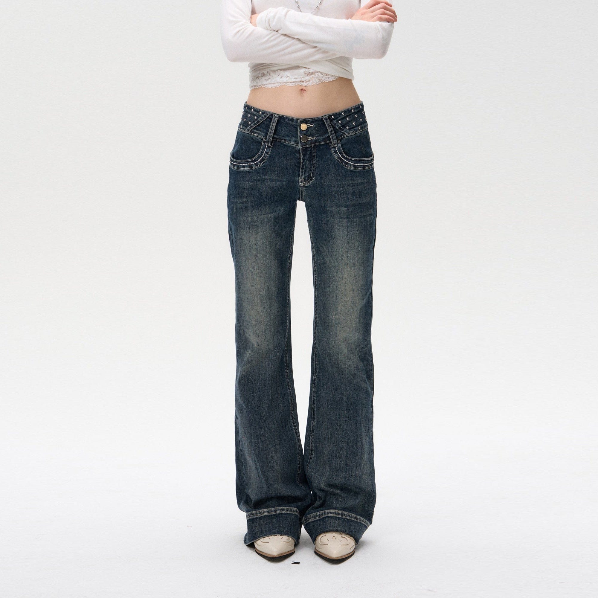 10AMSOTIIIIIIRED Classic Rivet Wasit Whisker Flared Jeans