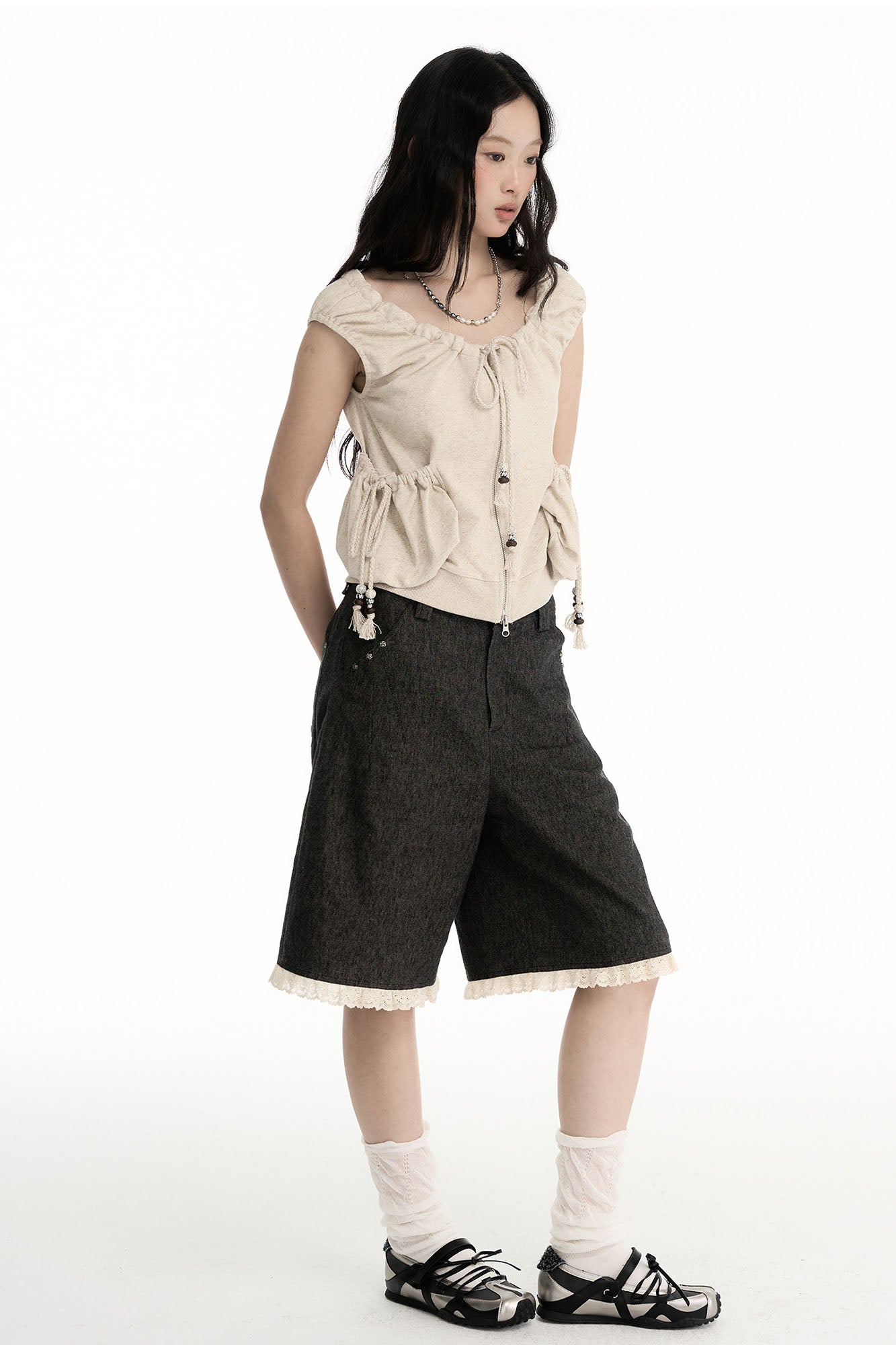 CONFUN Studded Lace-Hem Linen-Cotton Shorts