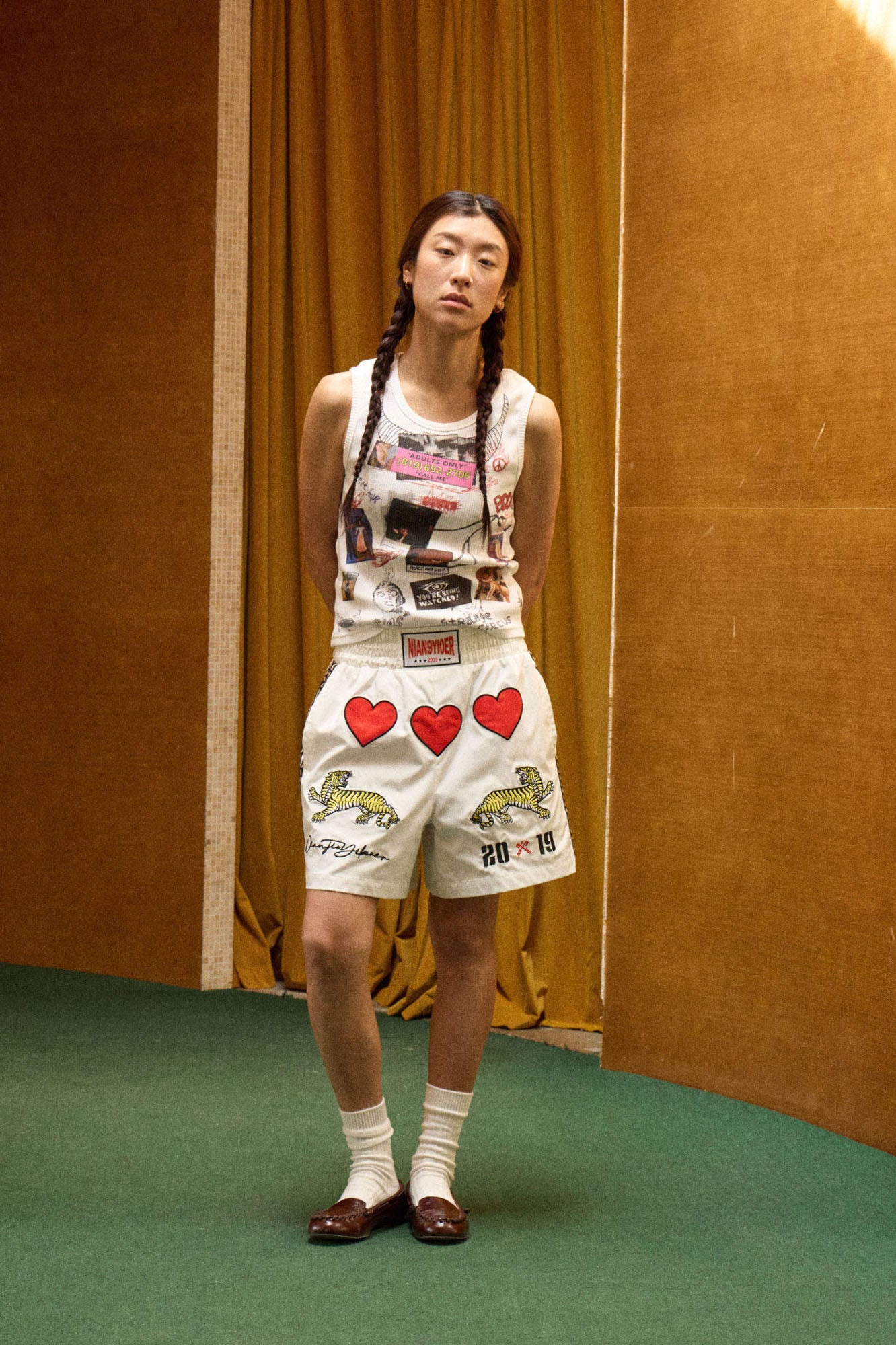 NIANJIUYIKOUER Retro Tiger Heart Graphic Shorts