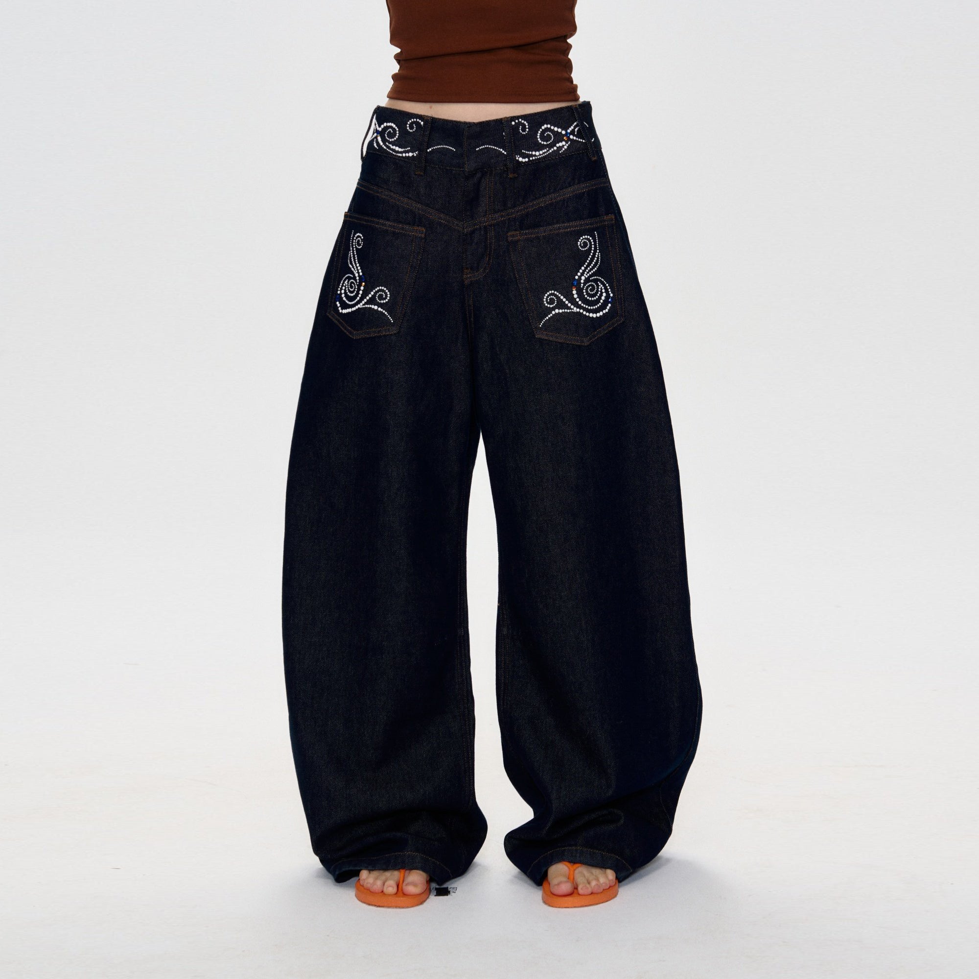 10AMSOTIIIIIIRED Wave Diamond Curved Wide-Leg Jeans