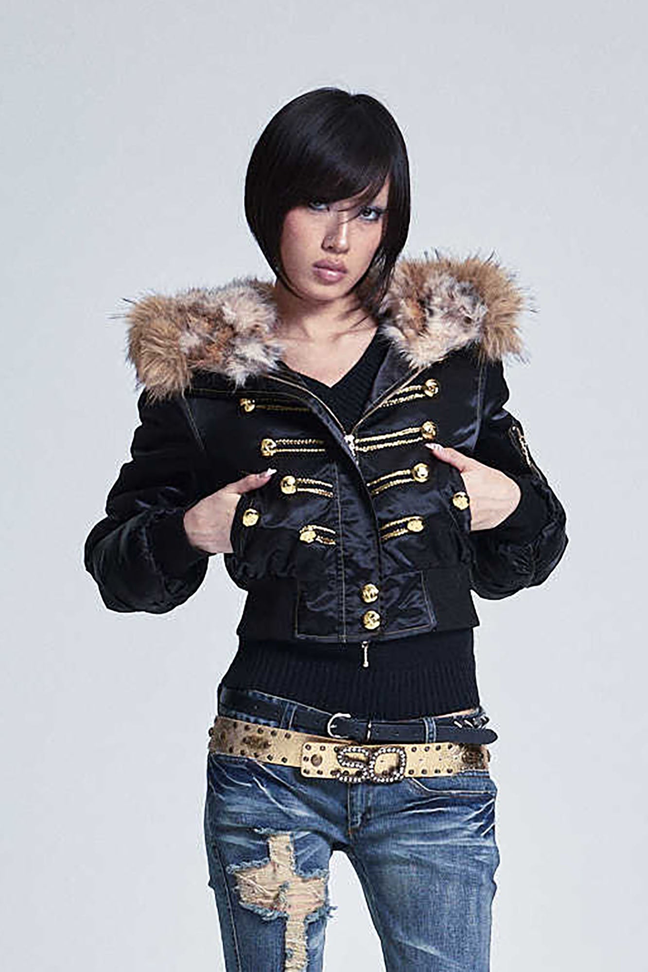 NONAME SPACE Retro Gold-Button Fur-Trim Bomber Jacket