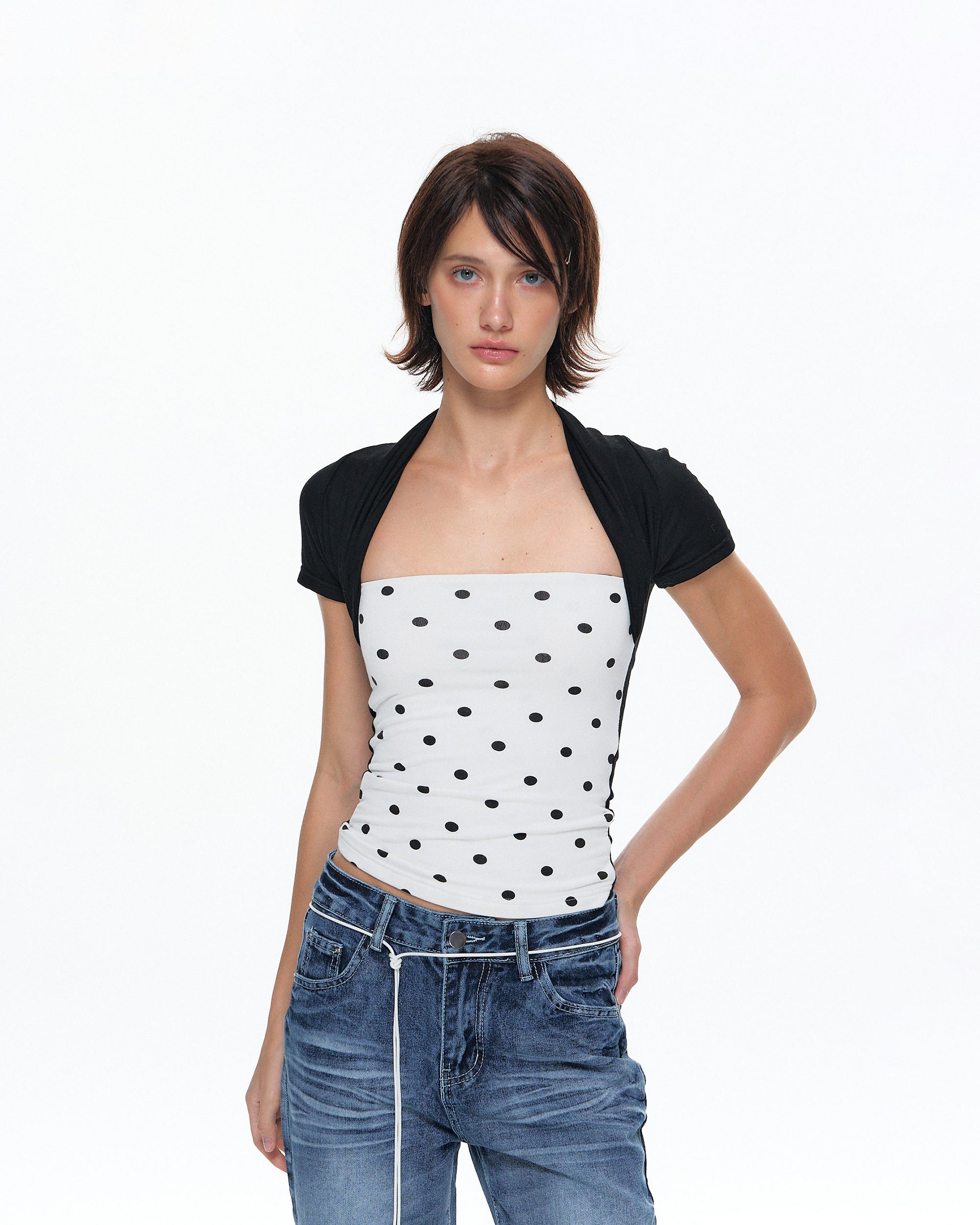 10AMSOTIIIIIIRED Polka Dot Contrast Bolero Top