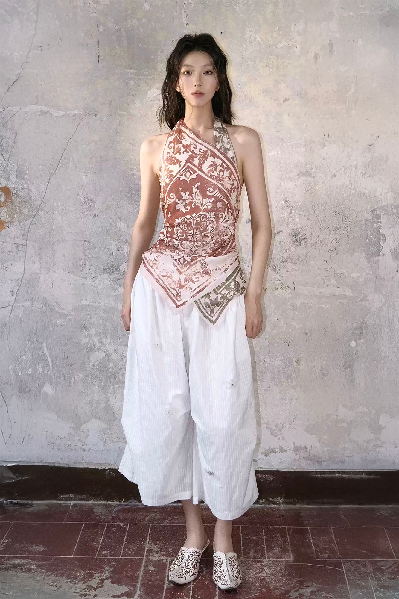 WHYNOTDANCE Floral Embellished Pinstriped Cropped Pants